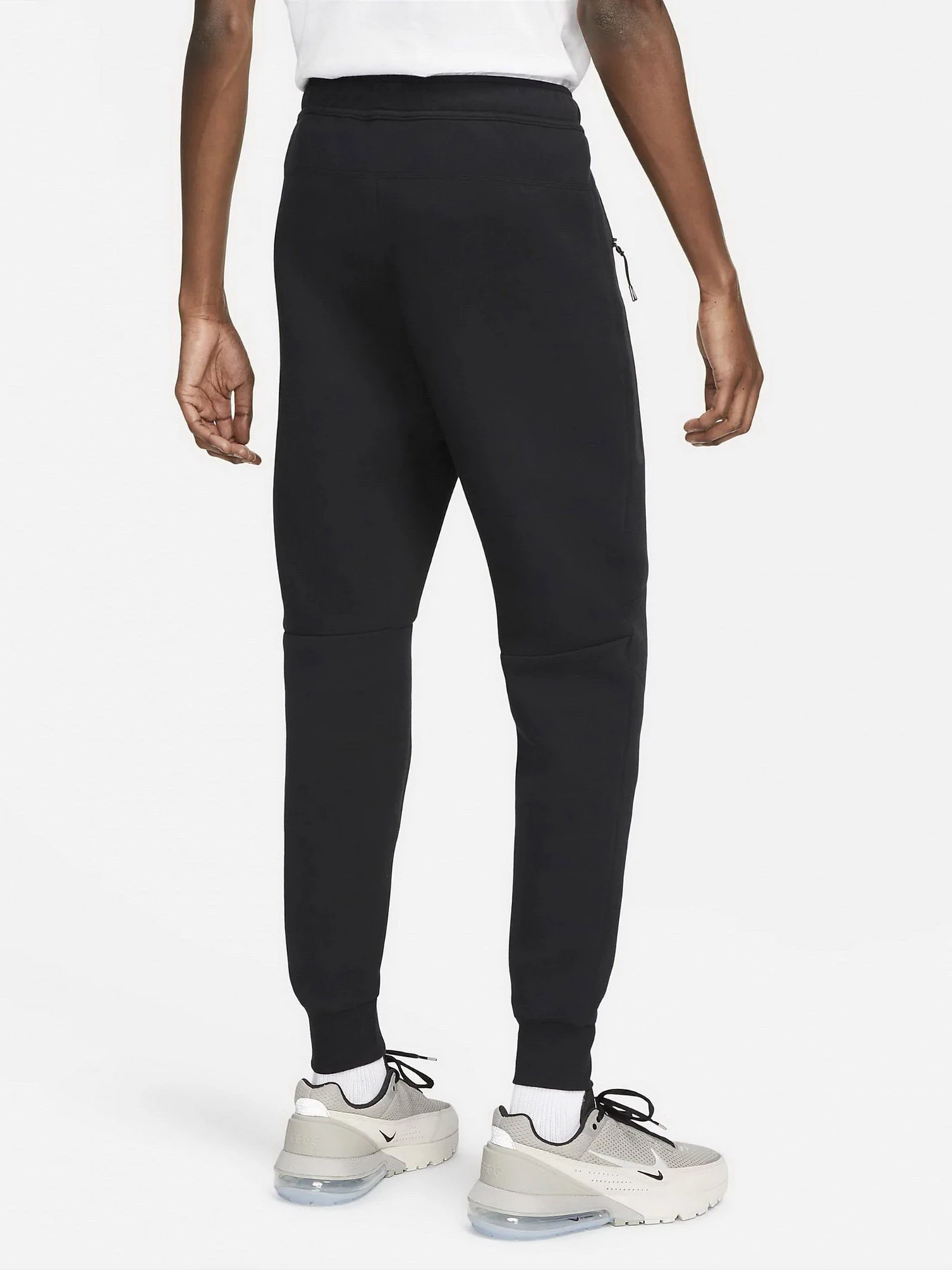 Брюки NIKE модель FB8002-010 Брюки NIKE модель FB8002-010 Фото