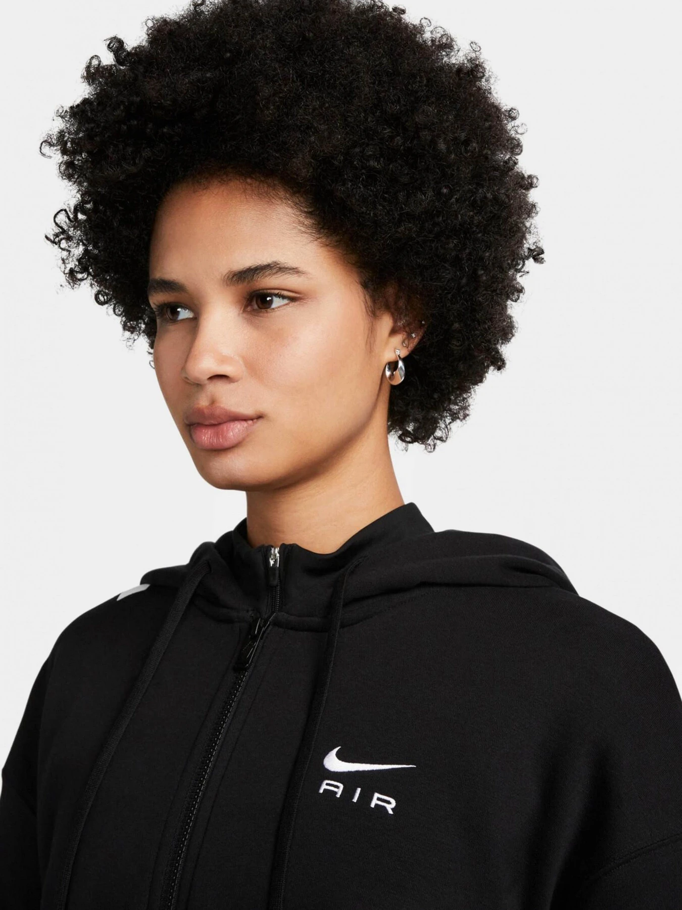 Худи и свитшоты NIKE модель FB8047-010 Худи и свитшоты NIKE модель FB8047-010 Фото
