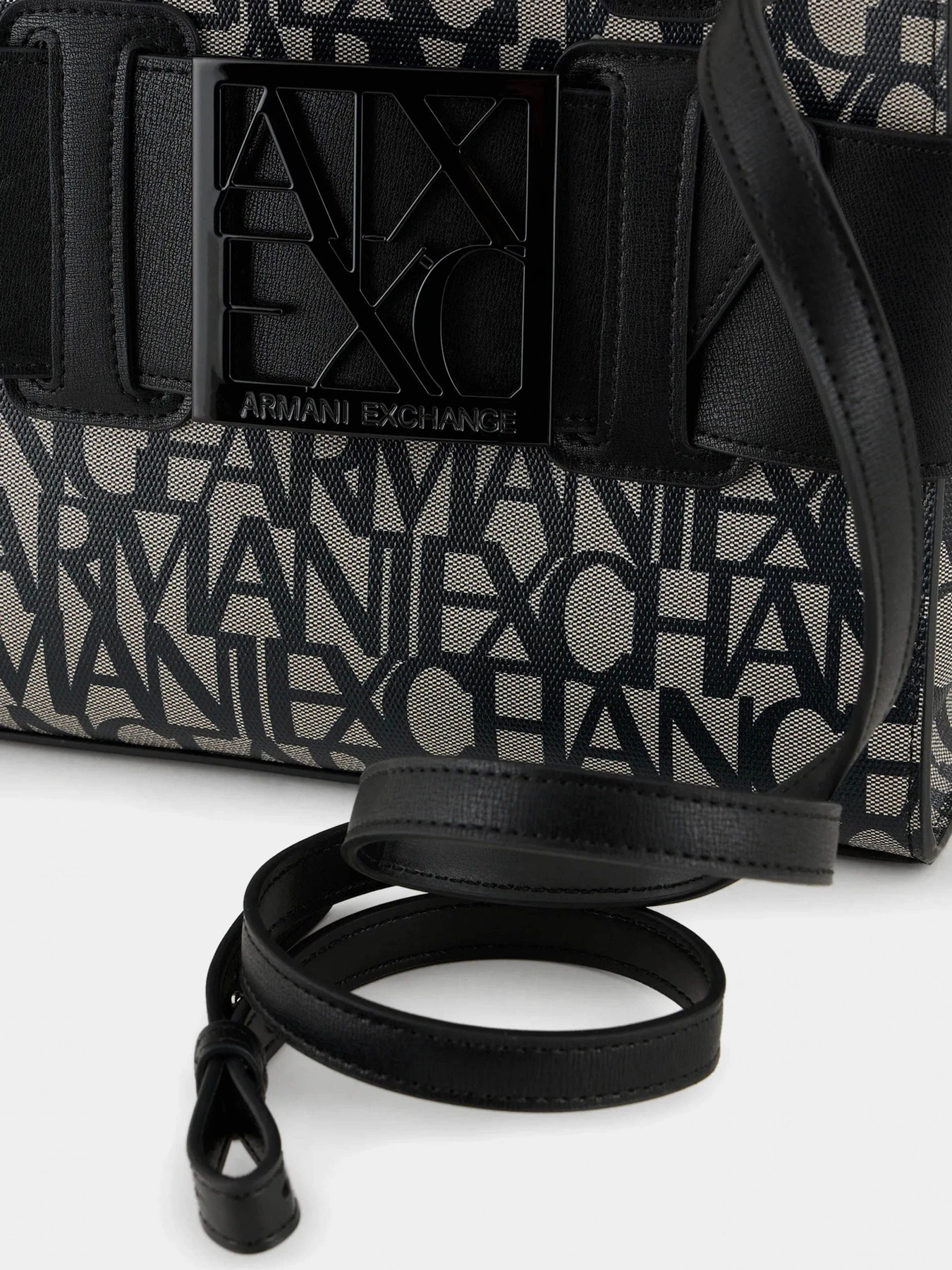 Сумки Armani Exchange модель 942690-3F742-00850 Фото