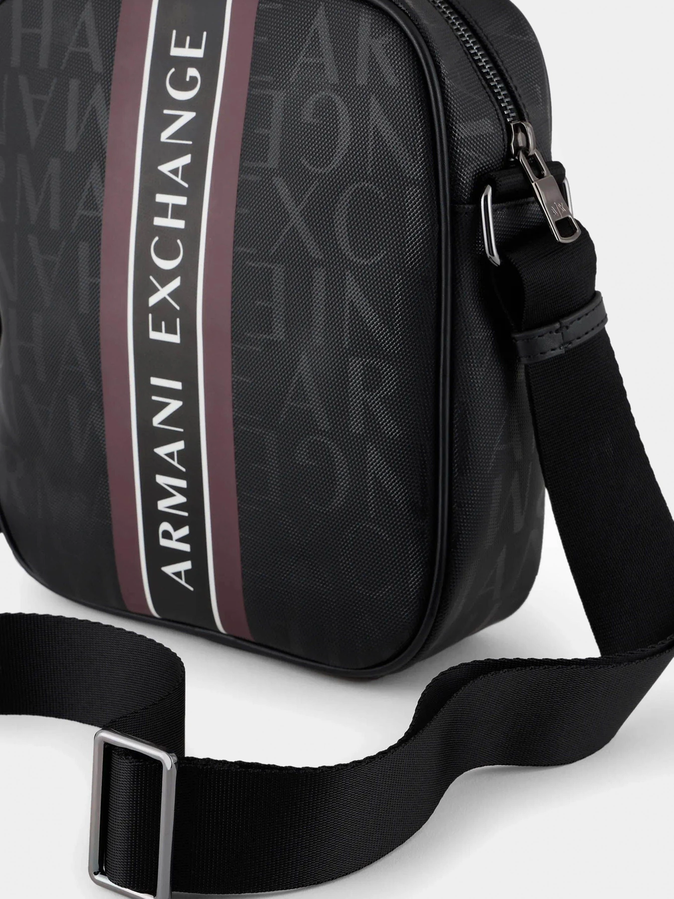 Сумки Armani Exchange модель 952399-CC831-32121 Фото