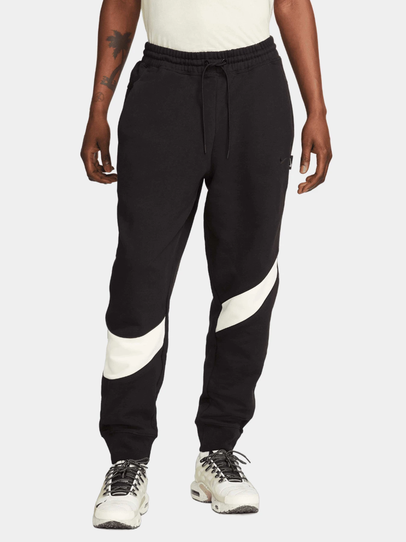 Брюки NIKE модель DX0564-013 Брюки NIKE модель DX0564-013 Фото