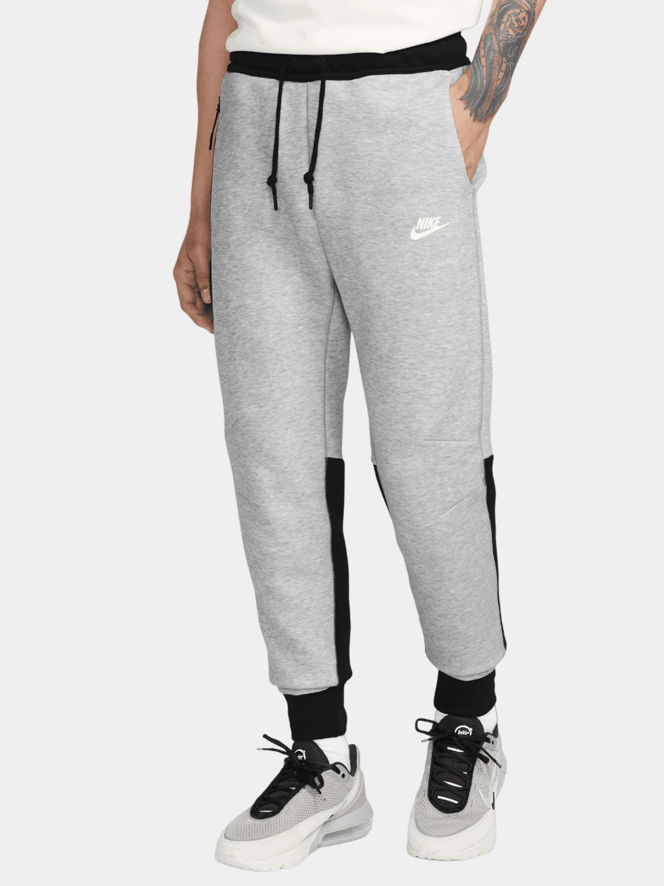 Брюки NIKE модель FB8002-064 Брюки NIKE модель FB8002-064 Фото