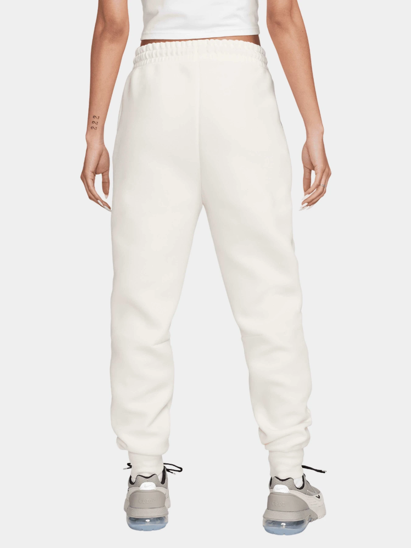 Брюки NIKE модель FB8330-110 Брюки NIKE модель FB8330-110 Фото