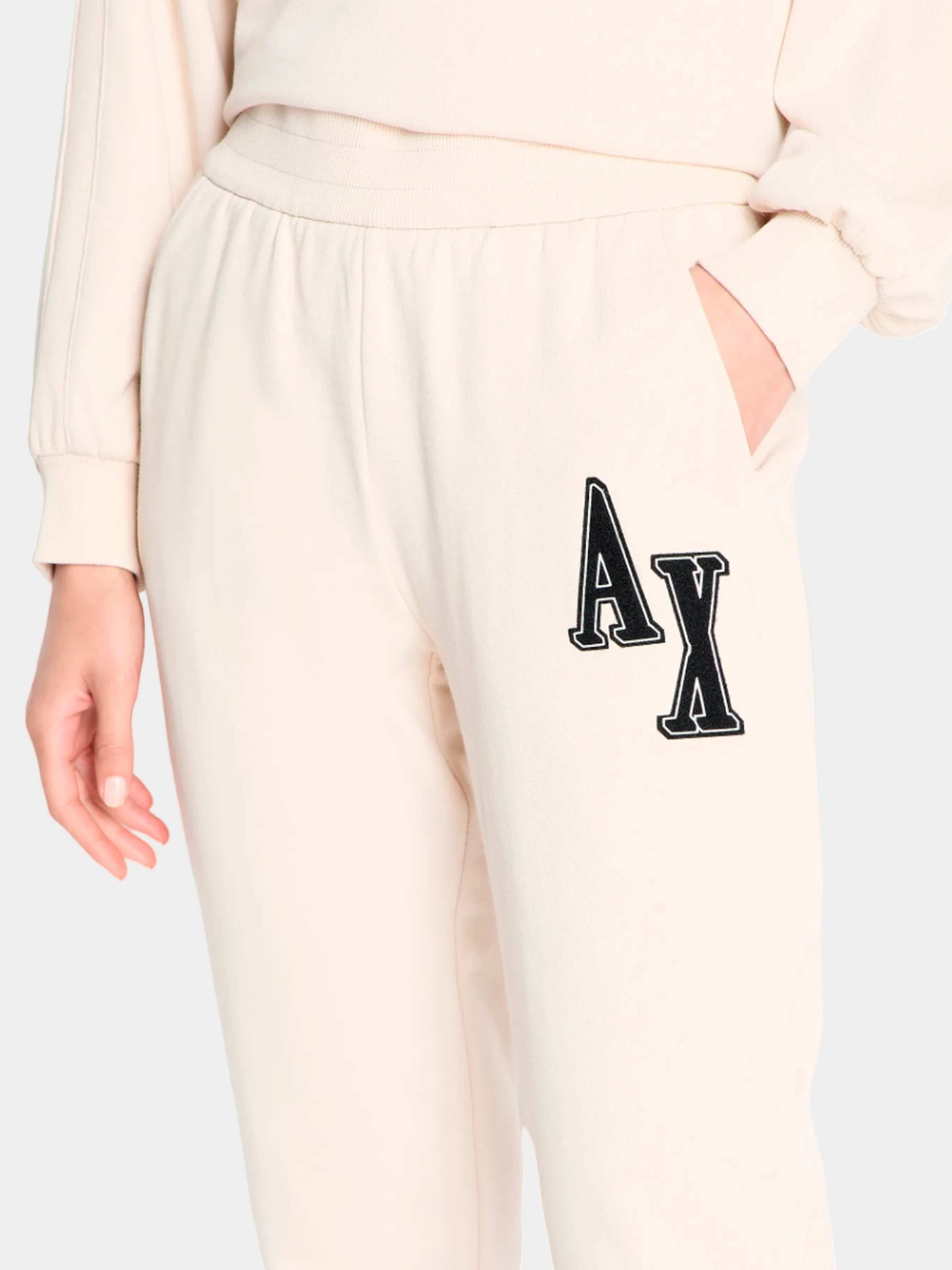 Брюки Armani Exchange модель 6RYP78-YJEBZ-1783 Брюки Armani Exchange модель 6RYP78-YJEBZ-1783 Фото