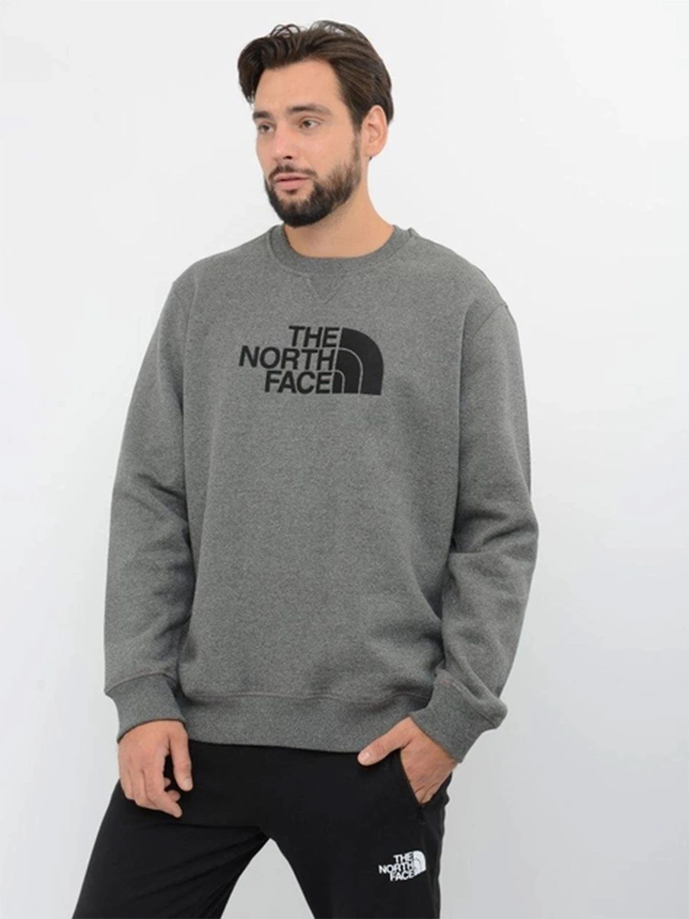 Худи и свитшоты The North Face модель NF0A4SVRGVD1 Фото