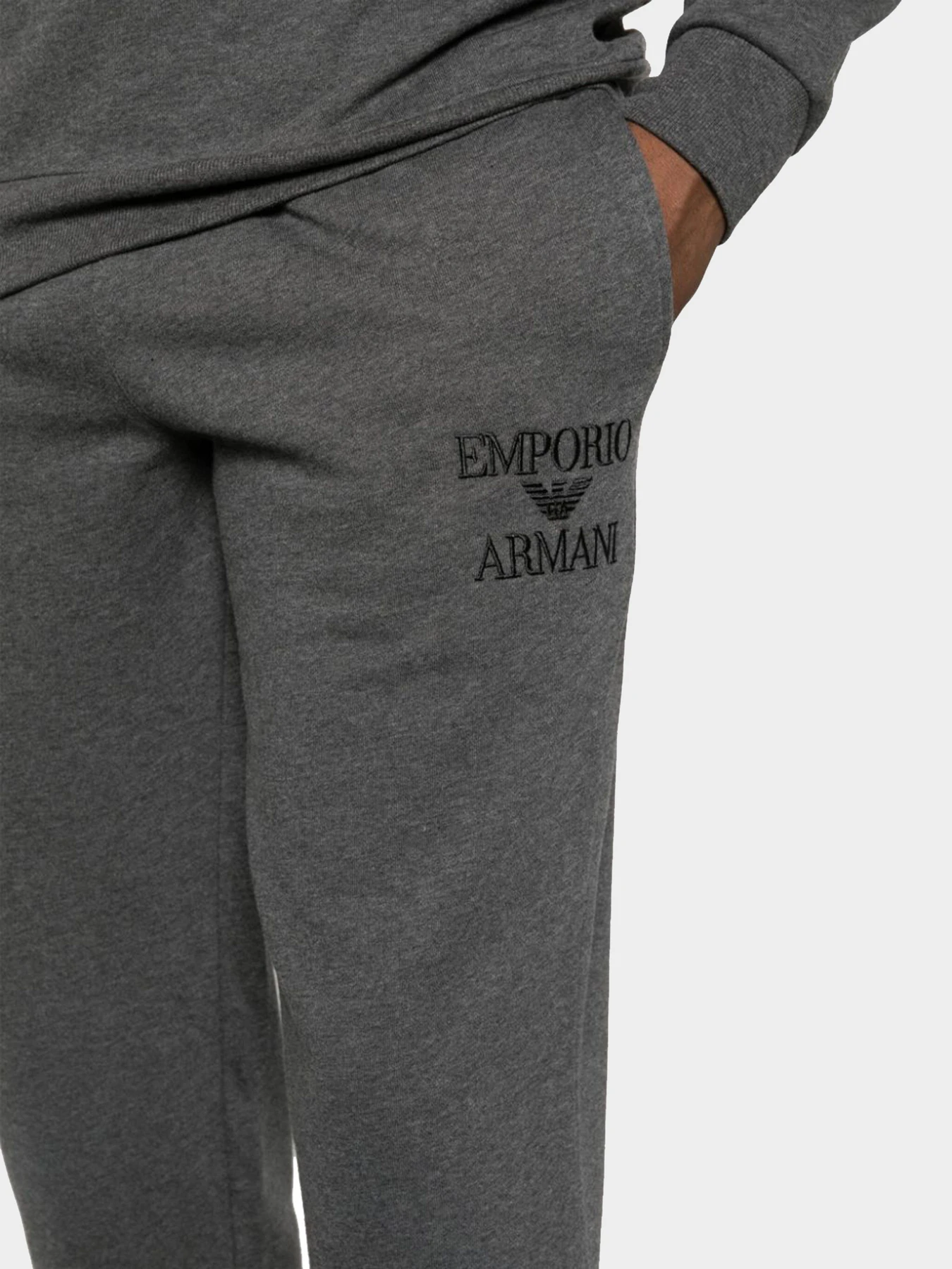 Костюмы Emporio Armani модель 111943-3F571-57720 Костюмы Emporio Armani модель 111943-3F571-57720 Фото