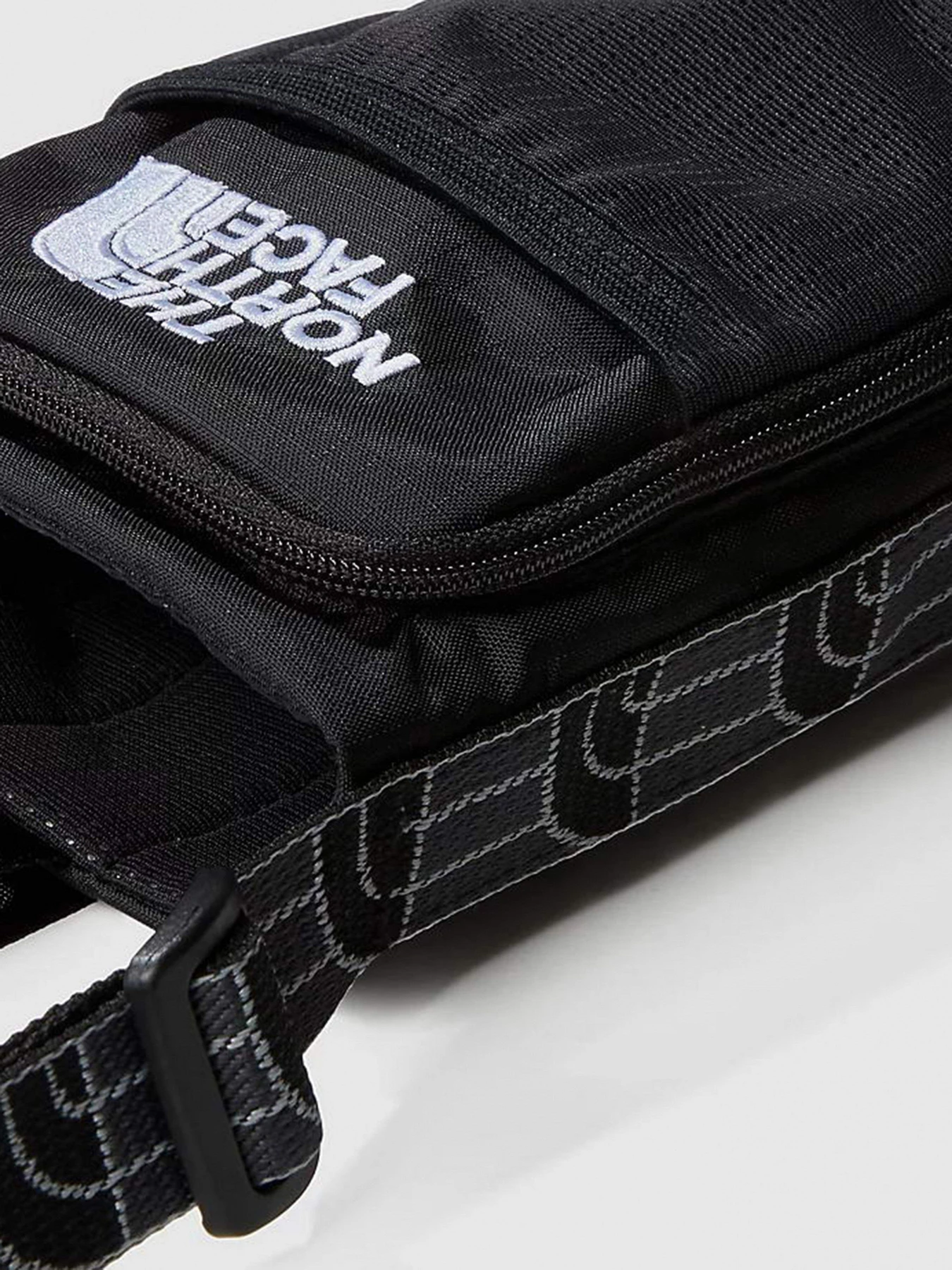 Сумки The North Face модель NF0A81DQKX71 Фото