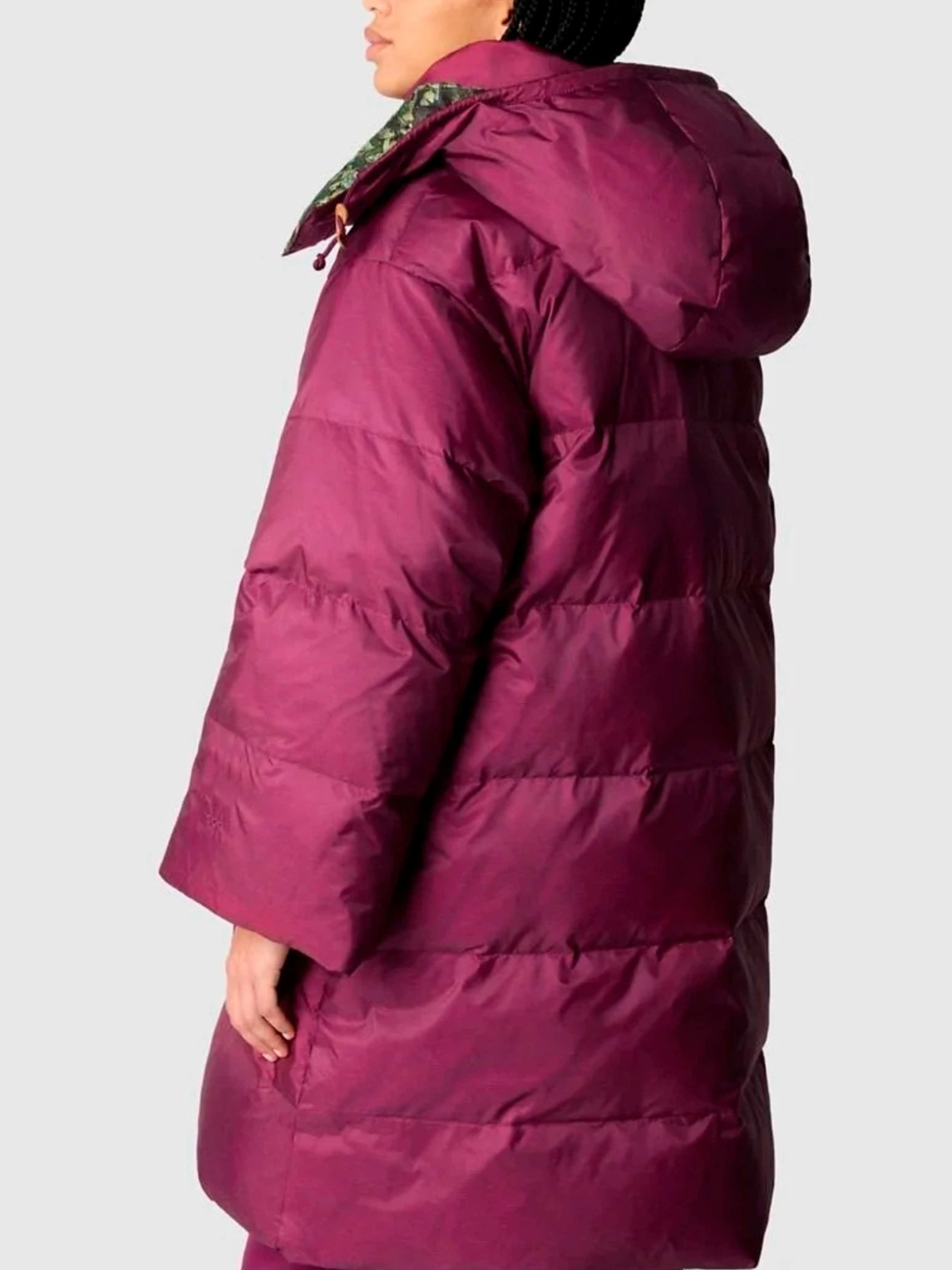 Куртки и дубленки The North Face модель NF0A831XOSN1 Куртки и дубленки The North Face модель NF0A831XOSN1 Фото