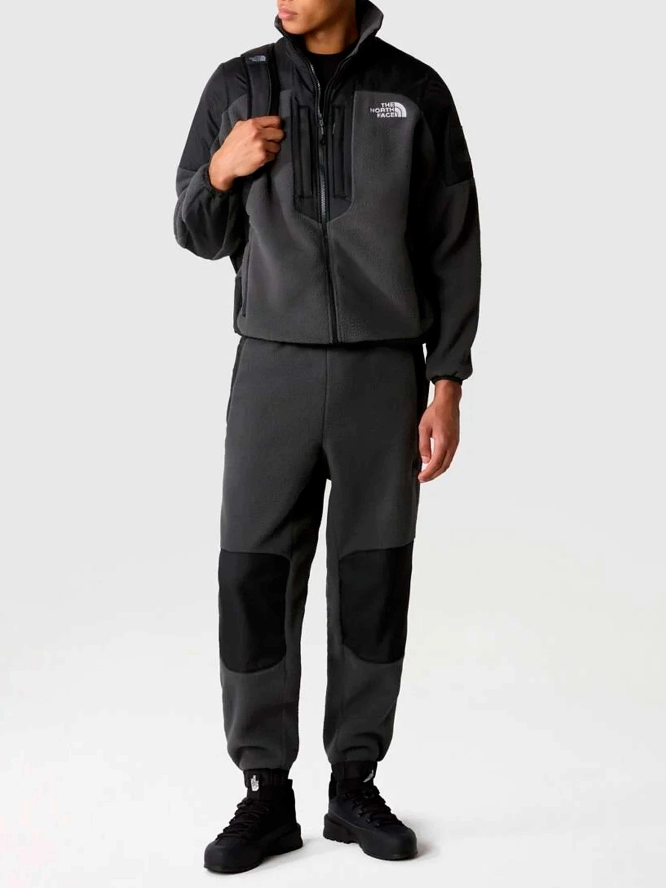 Брюки The North Face модель NF0A852KMN81 Брюки The North Face модель NF0A852KMN81 Фото