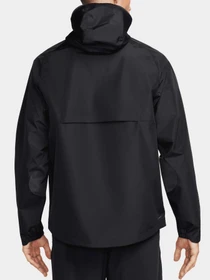 Куртки и дубленки NIKE модель FB7532-010 Фото