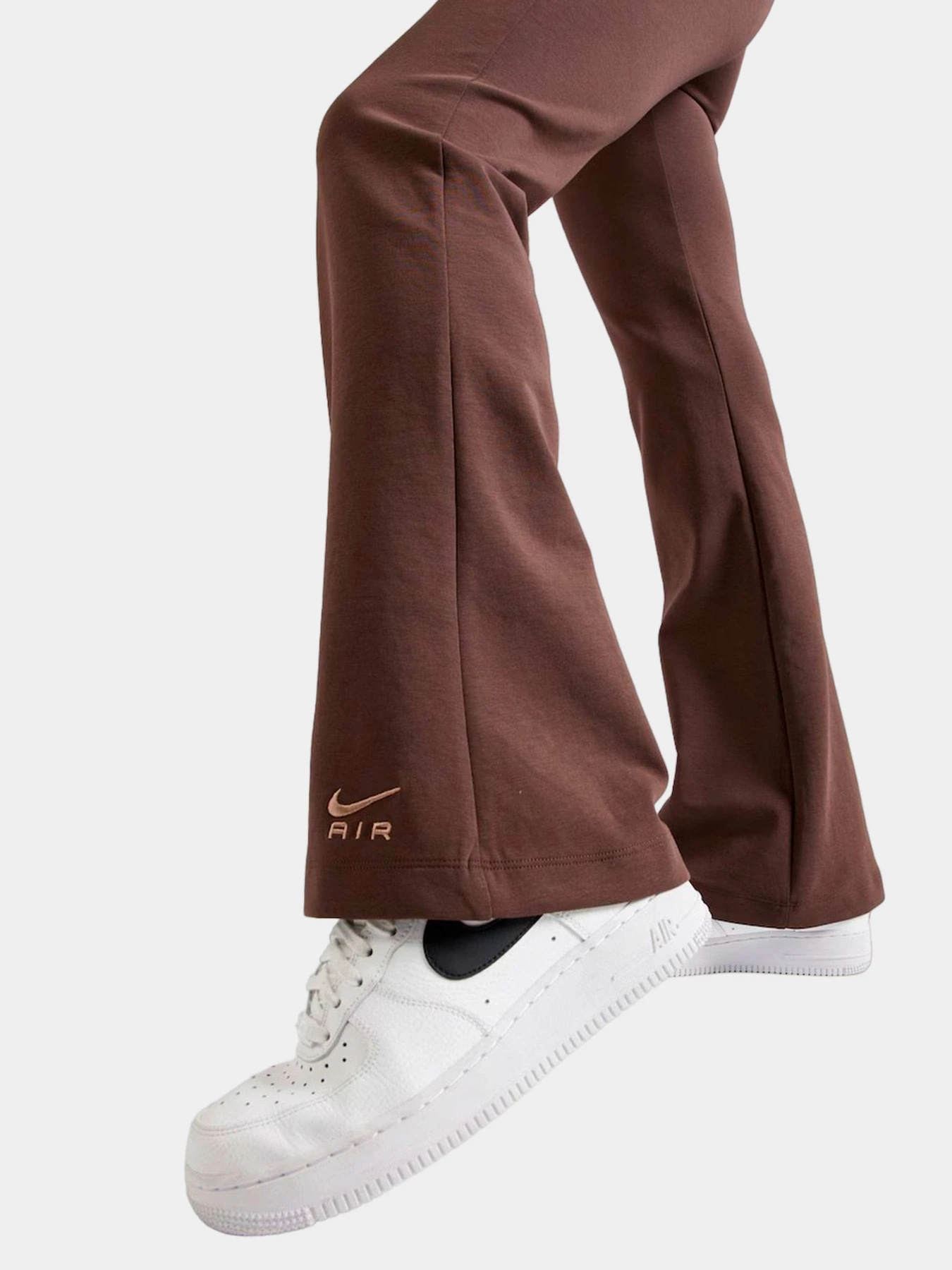 Брюки NIKE модель FB8070-237 Брюки NIKE модель FB8070-237 Фото