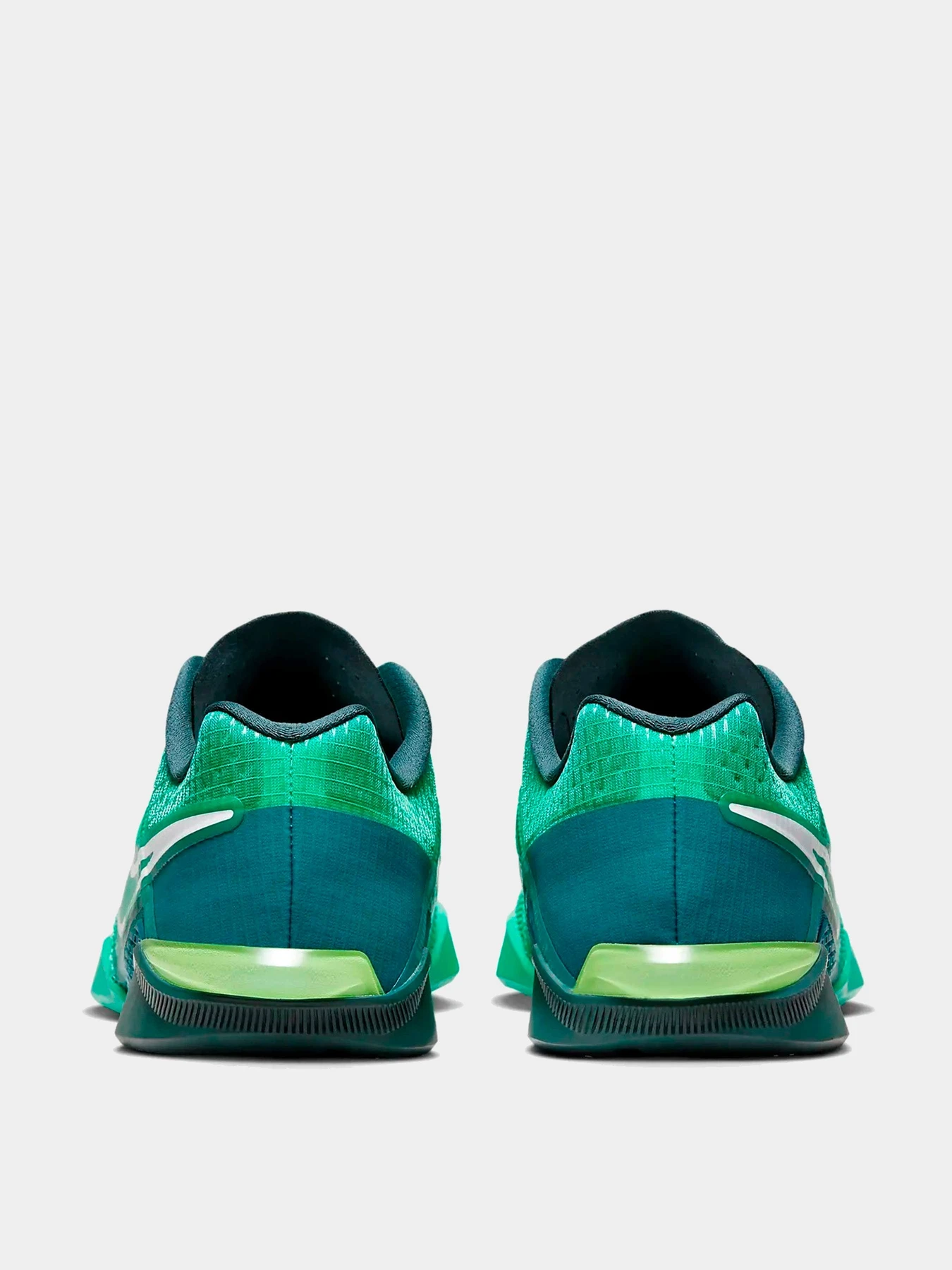 Кроссовки NIKE модель DH3392-302 Кроссовки NIKE модель DH3392-302 Фото