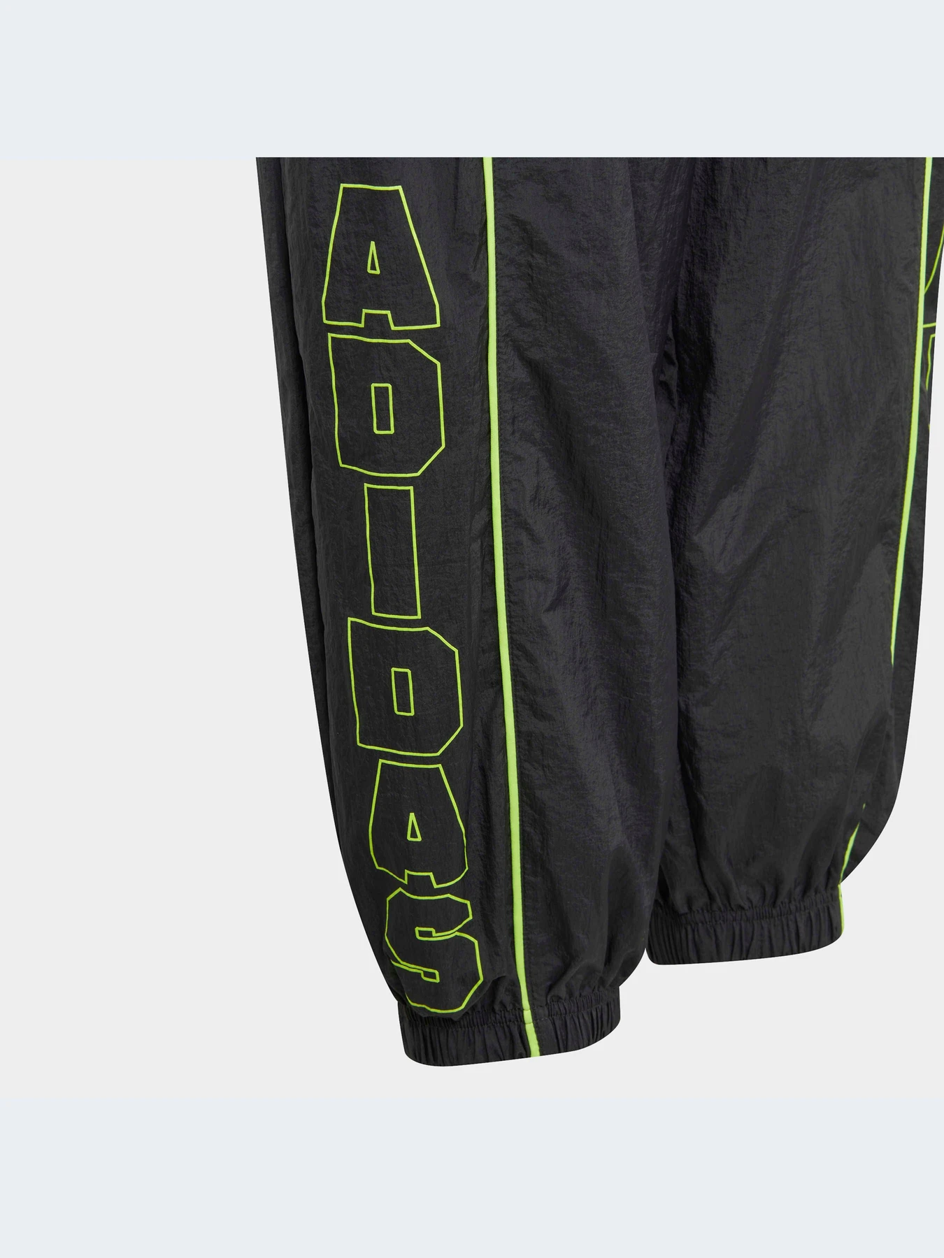 Брюки Adidas модель IA1542-KZ Брюки Adidas модель IA1542-KZ Фото