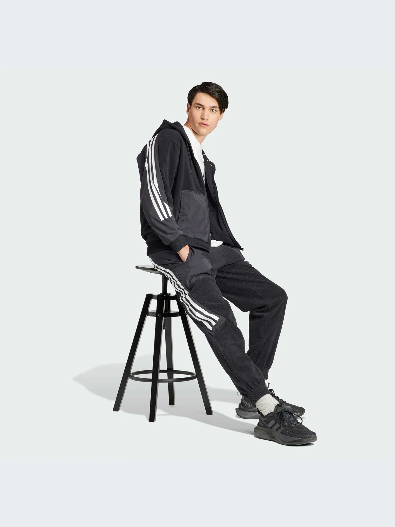 Худи и свитшоты Adidas Icons модель IB6130-KZ Худи и свитшоты Adidas Icons модель IB6130-KZ Фото