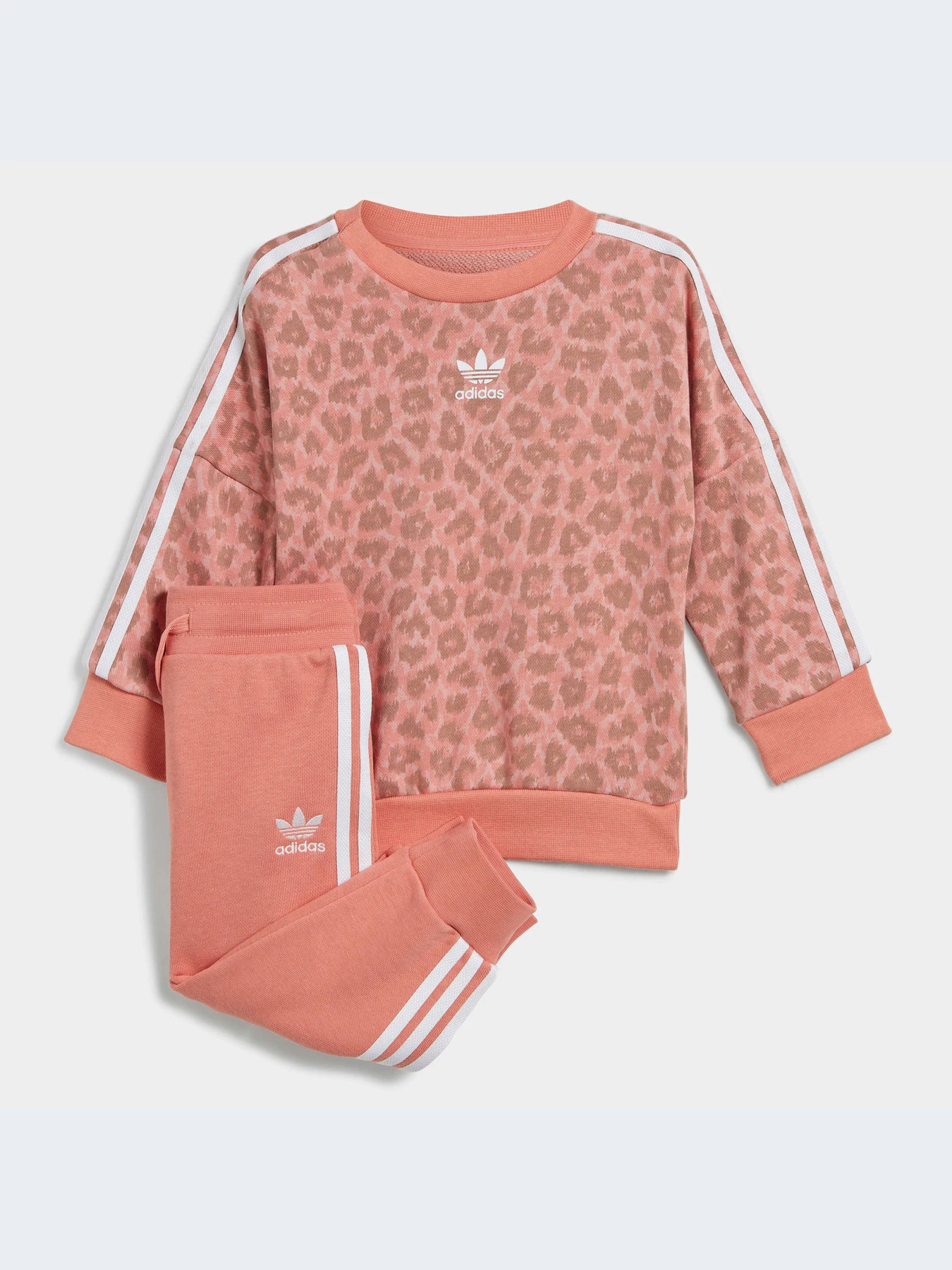 Костюмы Adidas модель IJ0747-KZ Костюмы Adidas модель IJ0747-KZ Фото