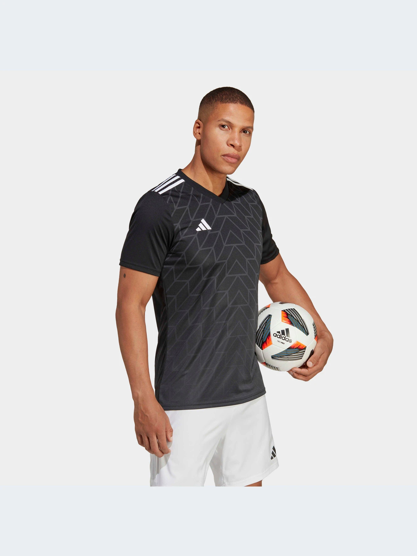 Футболки и поло Adidas модель HR2629-KZ Футболки и поло Adidas модель HR2629-KZ Фото