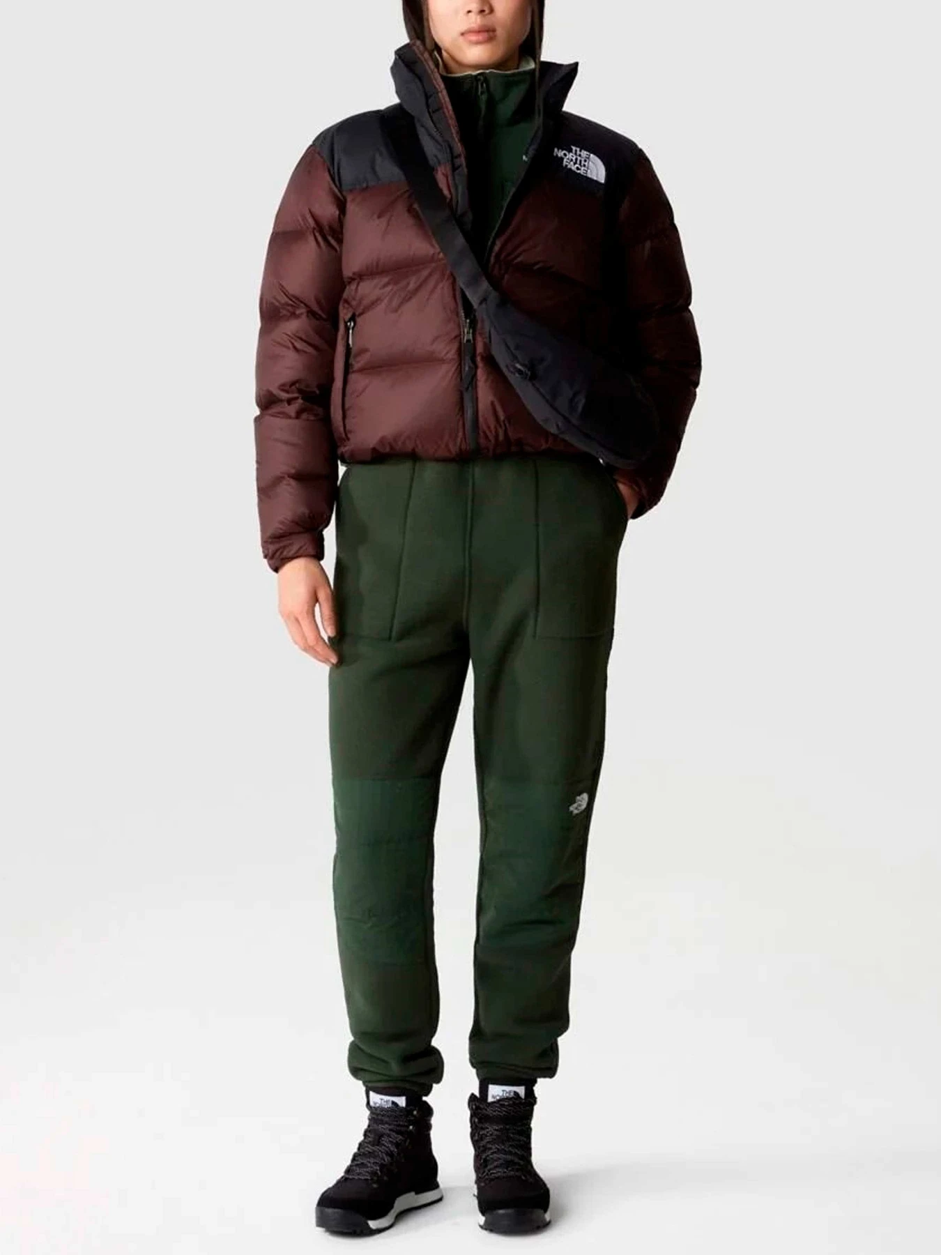 Куртки и дубленки The North Face модель NF0A3XEOLOS1 Куртки и дубленки The North Face модель NF0A3XEOLOS1 Фото
