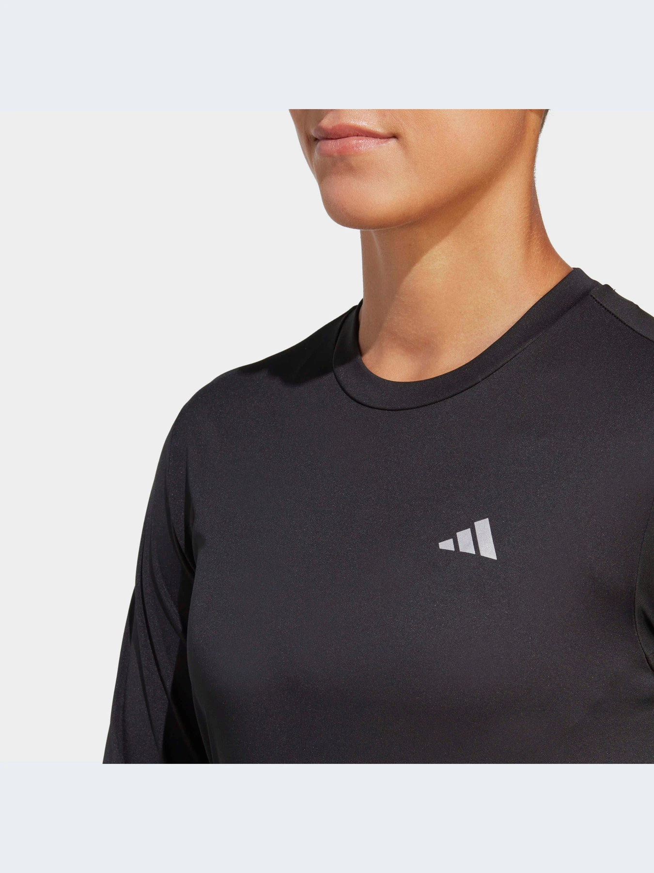 Худи и свитшоты Adidas модель HZ0113-KZ Худи и свитшоты Adidas модель HZ0113-KZ Фото