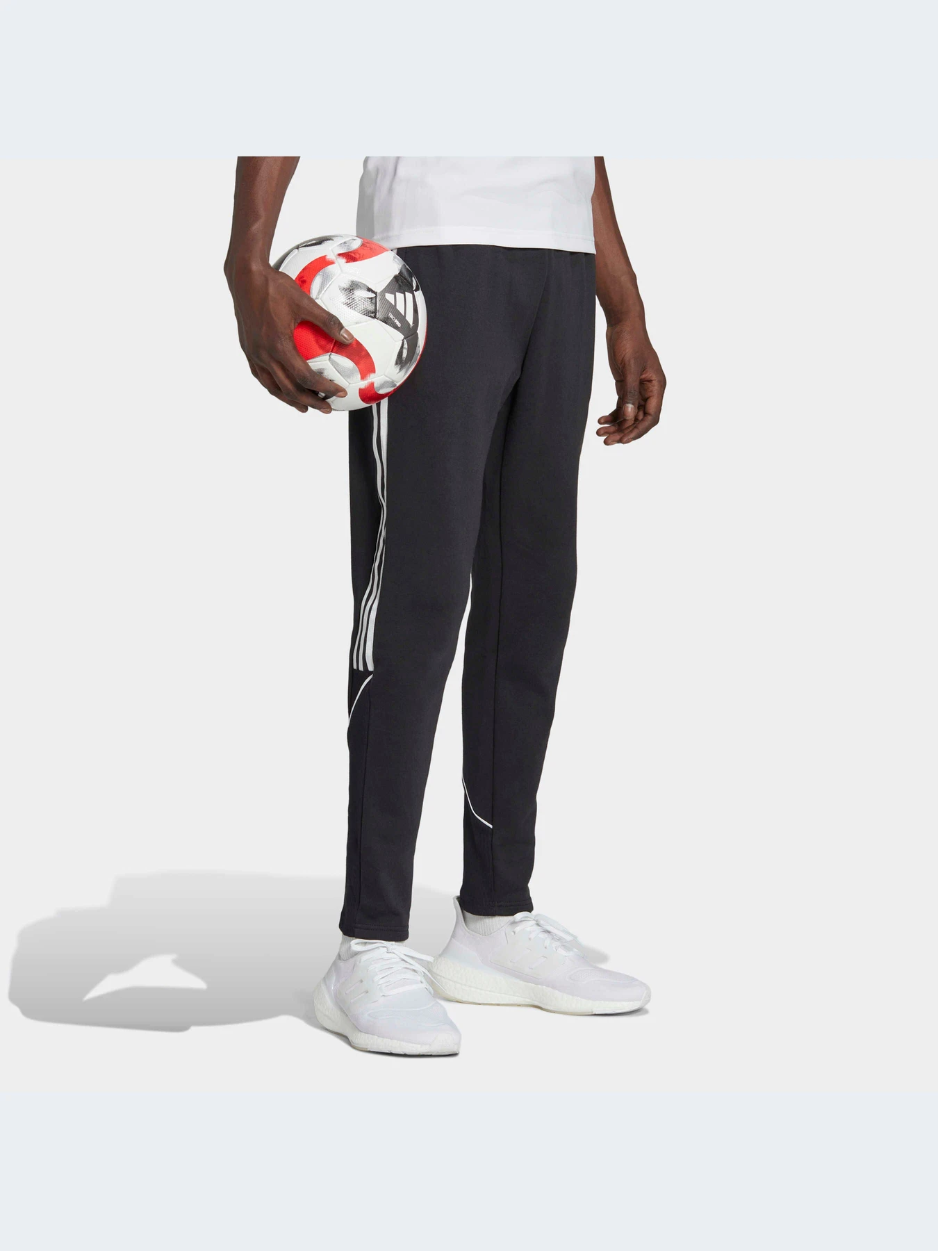 Брюки Adidas Tiro модель HS3611-KZ Брюки Adidas Tiro модель HS3611-KZ Фото