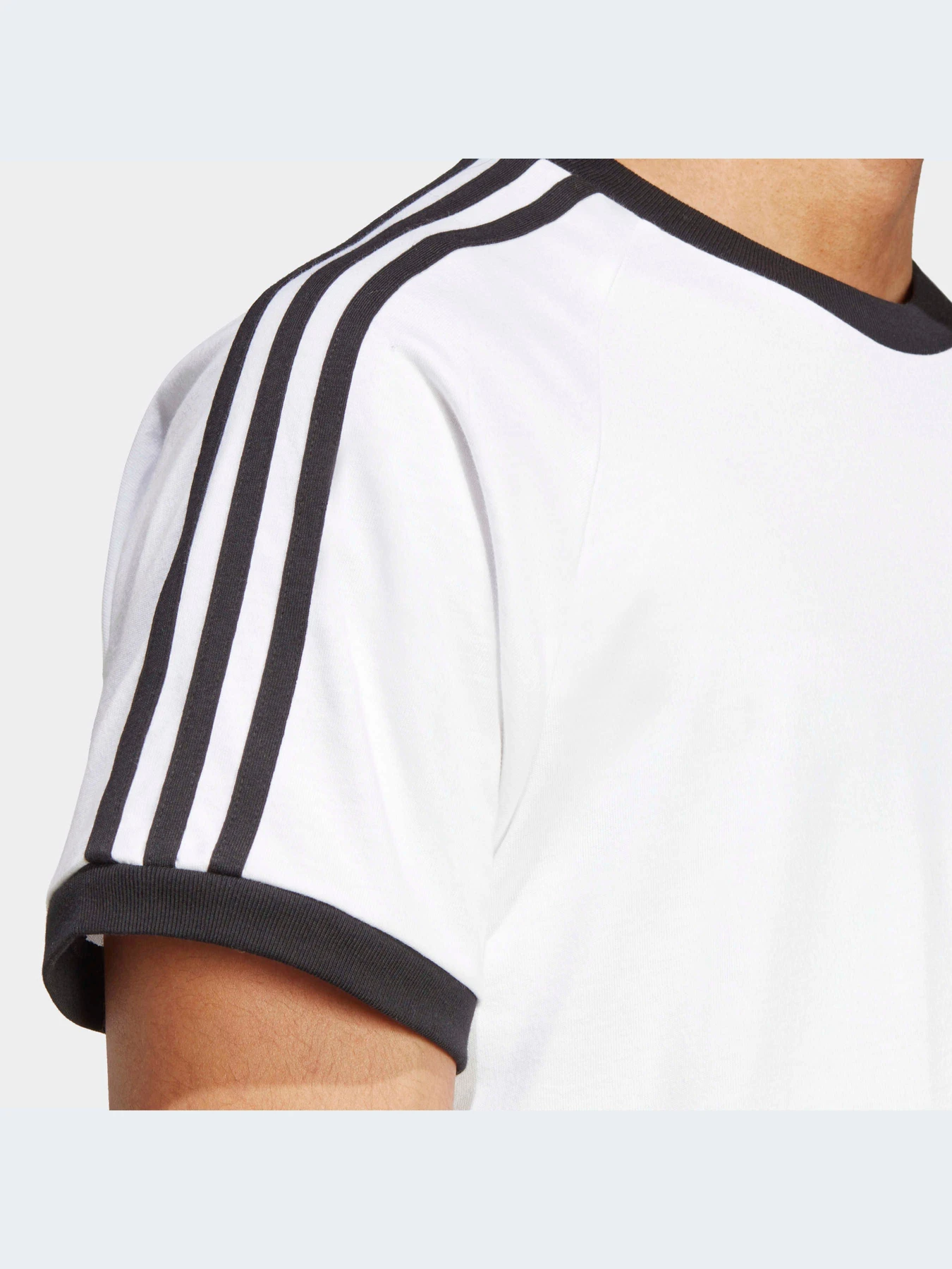 Футболки и поло Adidas Adicolor модель IA4846-KZ Футболки и поло Adidas Adicolor модель IA4846-KZ Фото