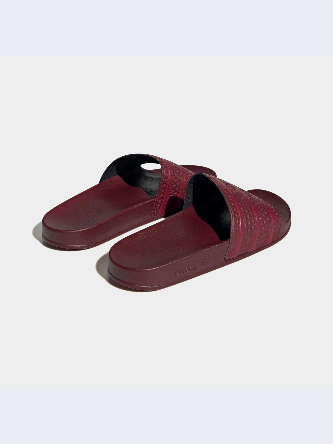 Шлёпанцы Adidas Adilette модель FZ6453-KZ Шлёпанцы Adidas Adilette модель FZ6453-KZ Фото