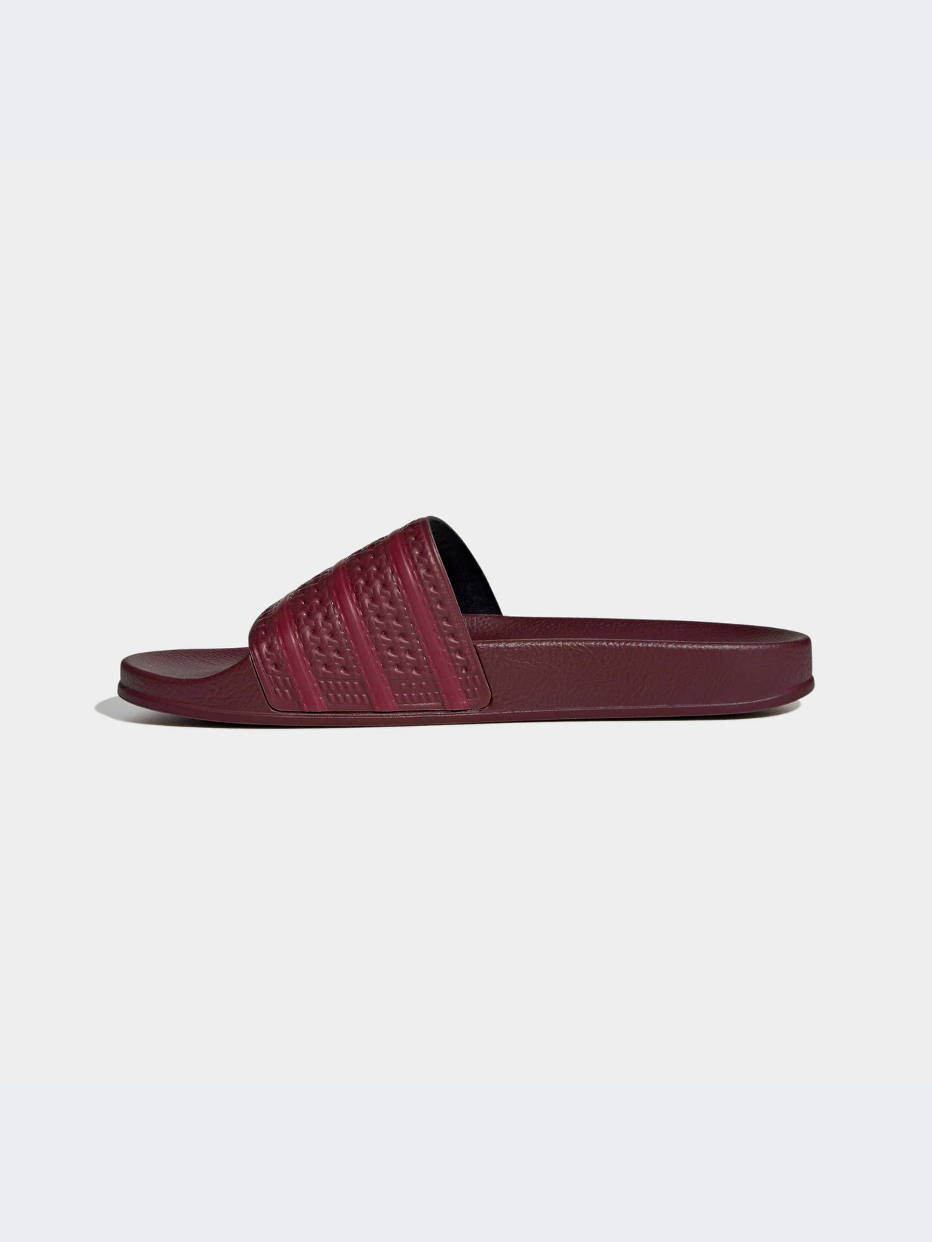 Шлёпанцы Adidas Adilette модель FZ6453-KZ Шлёпанцы Adidas Adilette модель FZ6453-KZ Фото