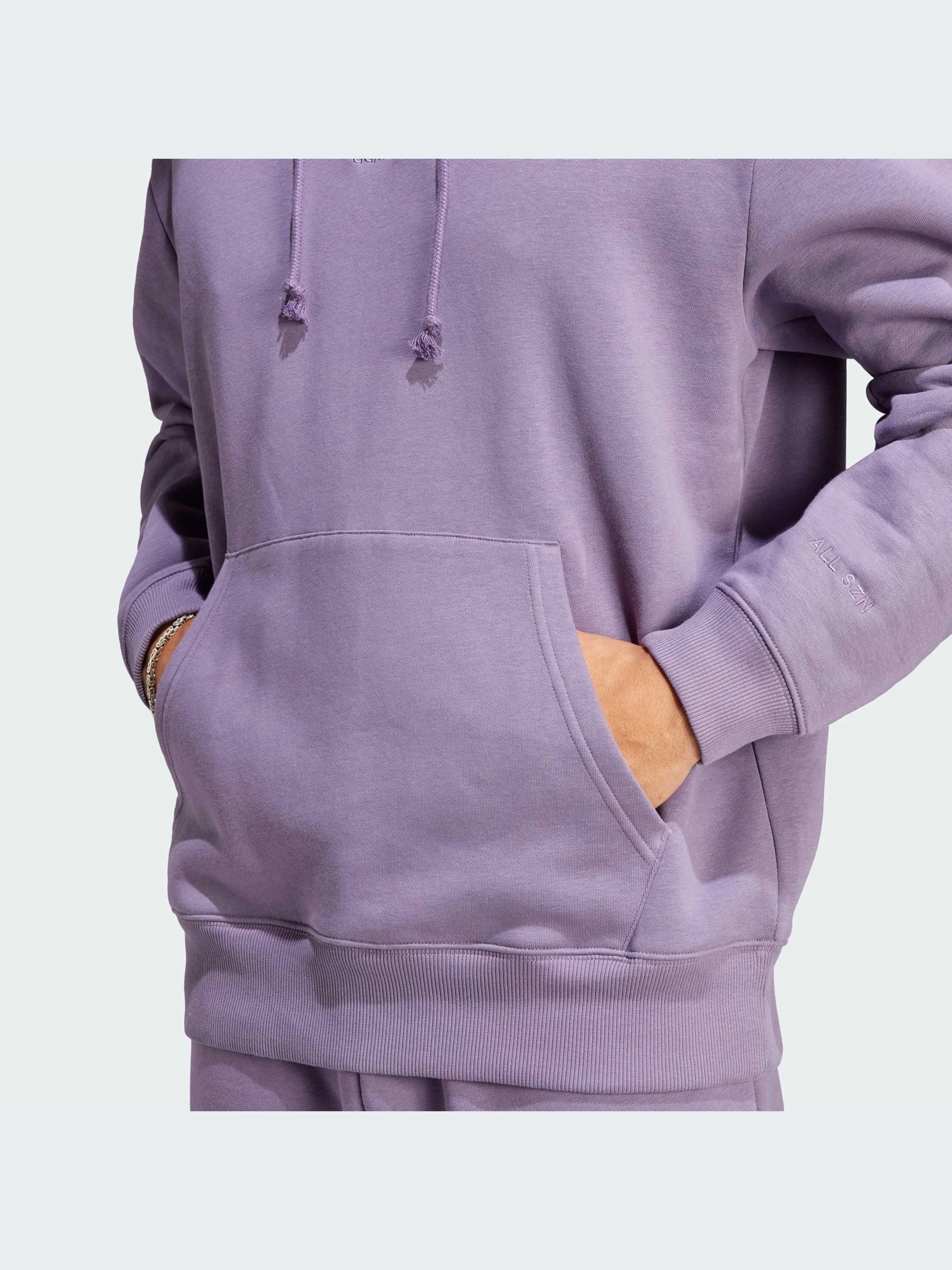 Худи и свитшоты Adidas модель IJ6895-KZ Худи и свитшоты Adidas модель IJ6895-KZ Фото