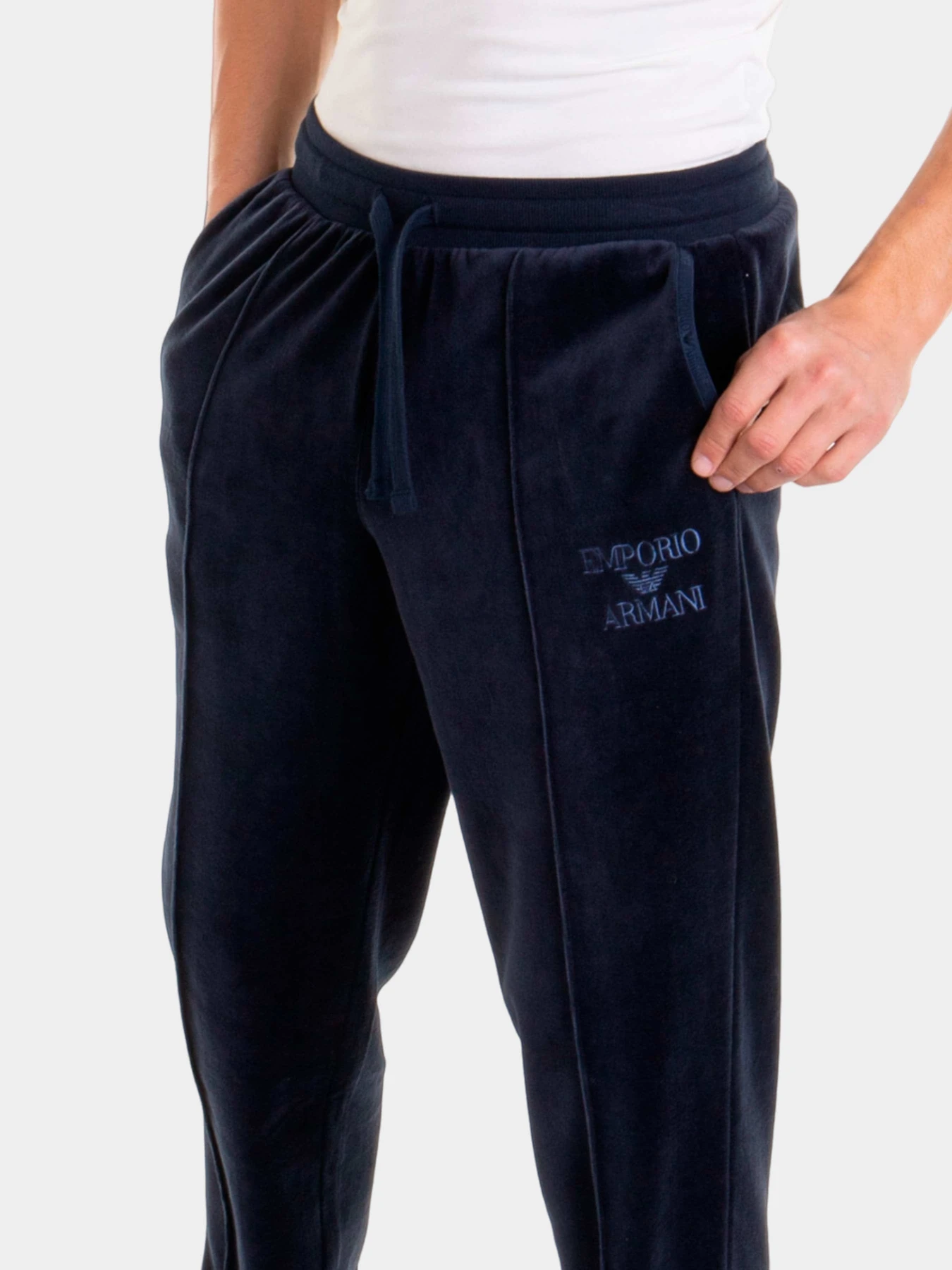 Брюки Emporio Armani модель 112058-3F589-00135 Брюки Emporio Armani модель 112058-3F589-00135 Фото