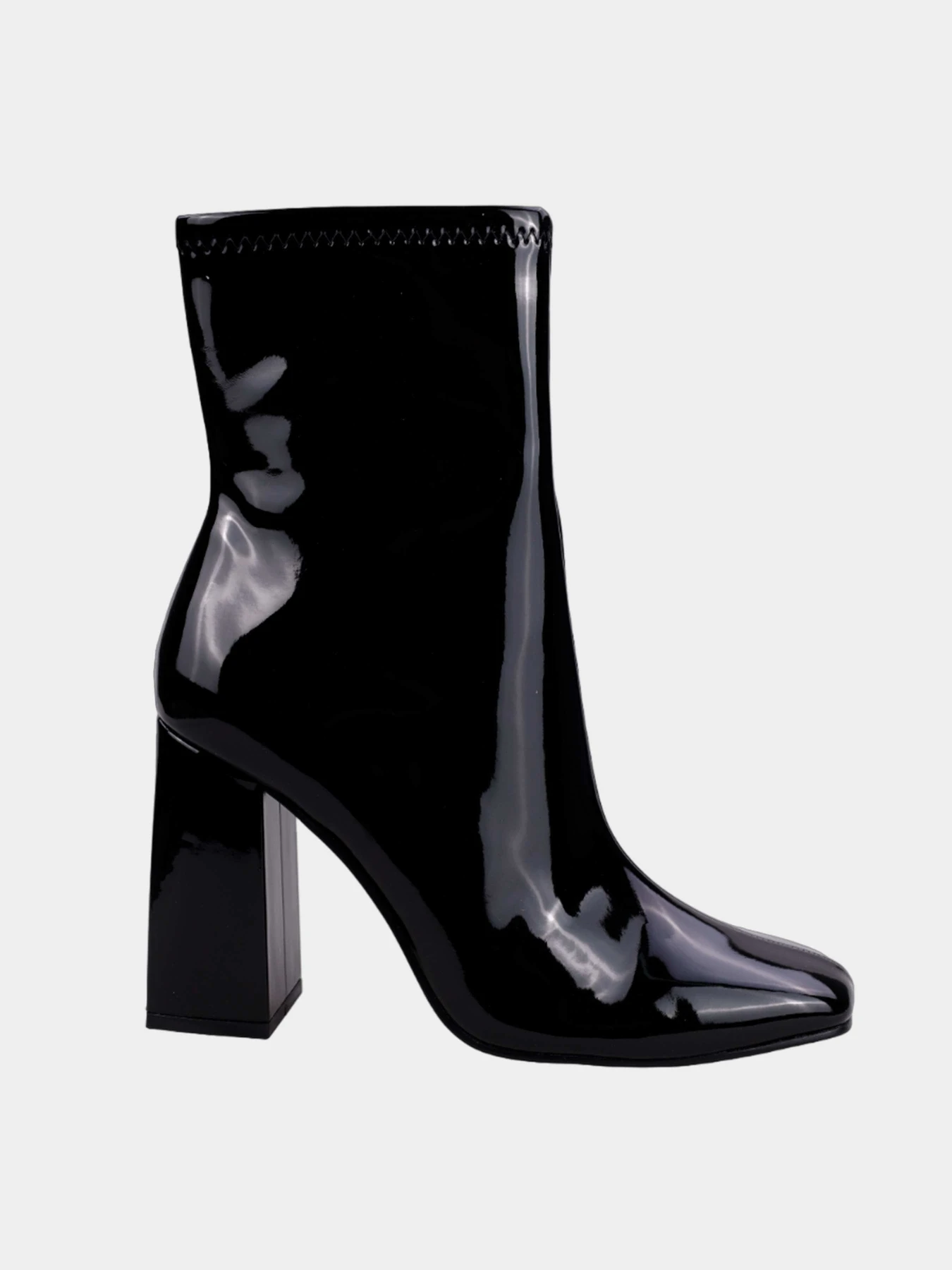 Ботинки и сапоги Steve Madden модель SM19000040 BLACK PATENT Ботинки и сапоги Steve Madden модель SM19000040 BLACK PATENT Фото