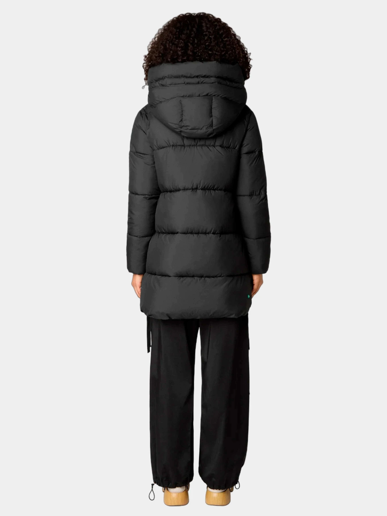 Куртки и дубленки Save the duck модель D41327W-RECY17-10000-Black Куртки и дубленки Save the duck модель D41327W-RECY17-10000-Black Фото