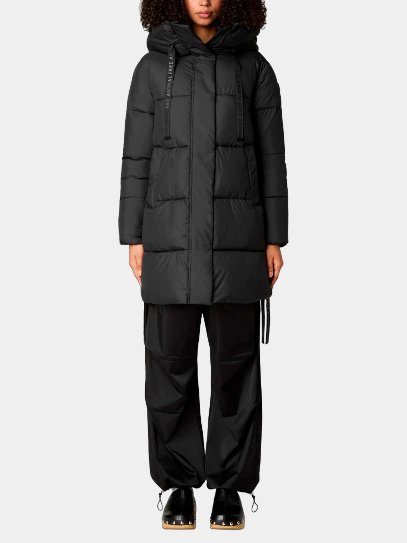 Куртки и дубленки Save the duck модель D41327W-RECY17-10000-Black Куртки и дубленки Save the duck модель D41327W-RECY17-10000-Black Фото