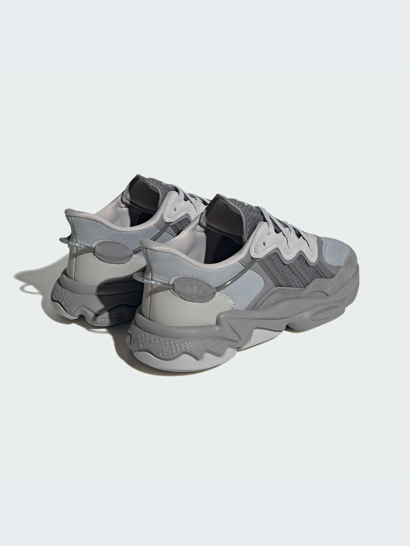 Кроссовки Adidas Ozweego модель ID9823-KZ Кроссовки Adidas Ozweego модель ID9823-KZ Фото