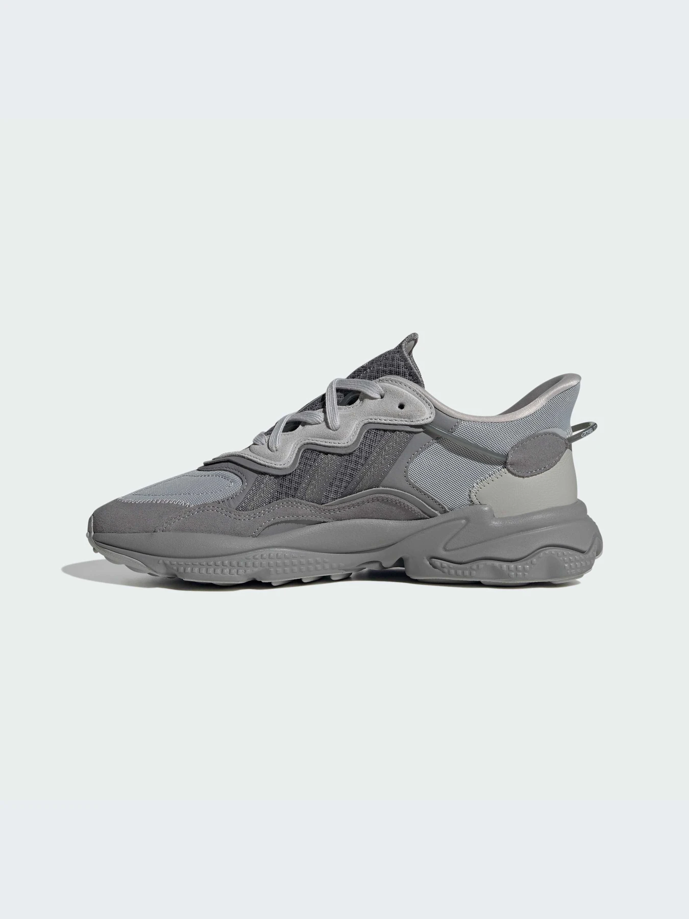 Кроссовки Adidas Ozweego модель ID9823-KZ Кроссовки Adidas Ozweego модель ID9823-KZ Фото