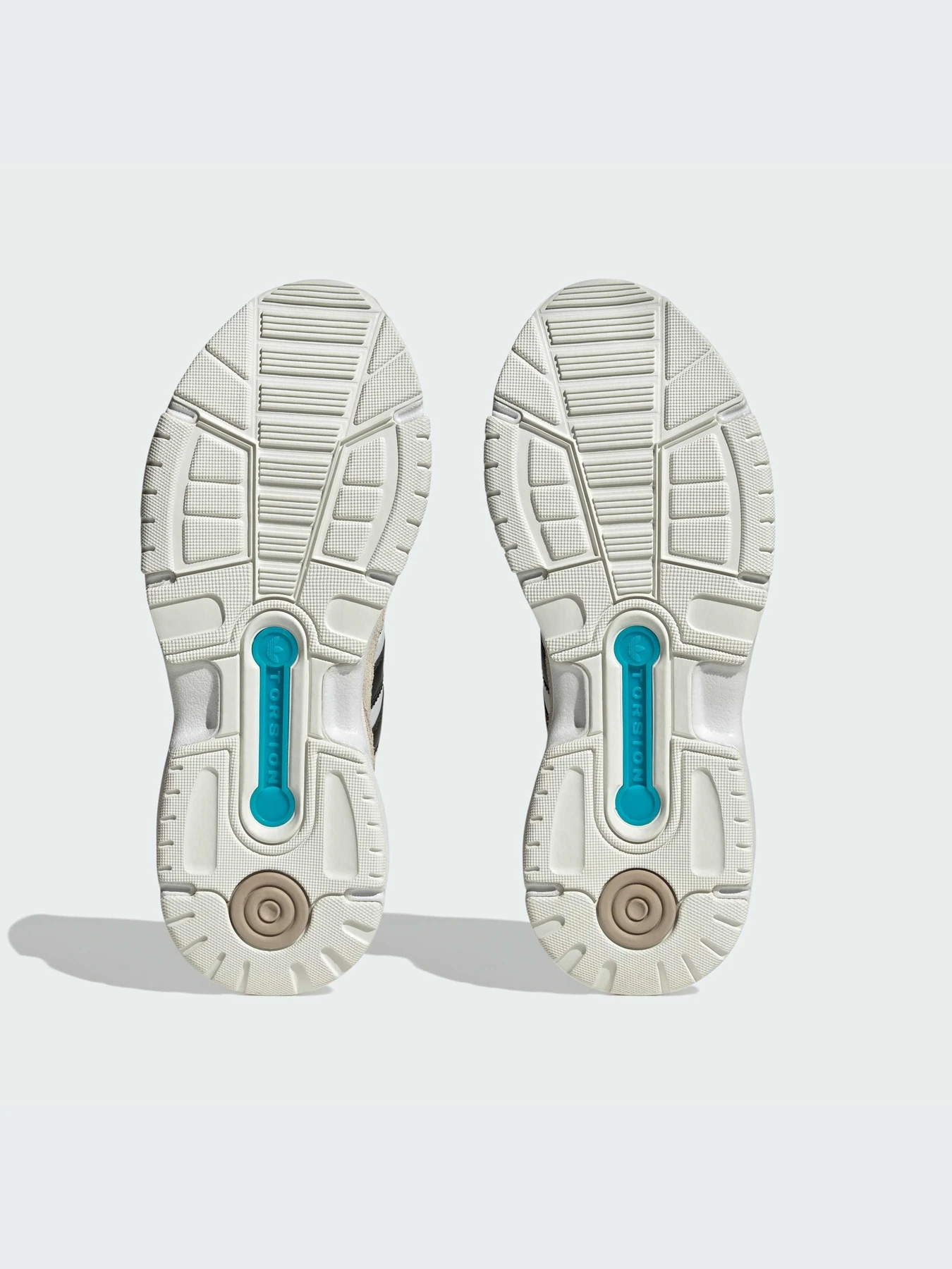 Кроссовки Adidas Retropy модель IG9987-KZ Кроссовки Adidas Retropy модель IG9987-KZ Фото