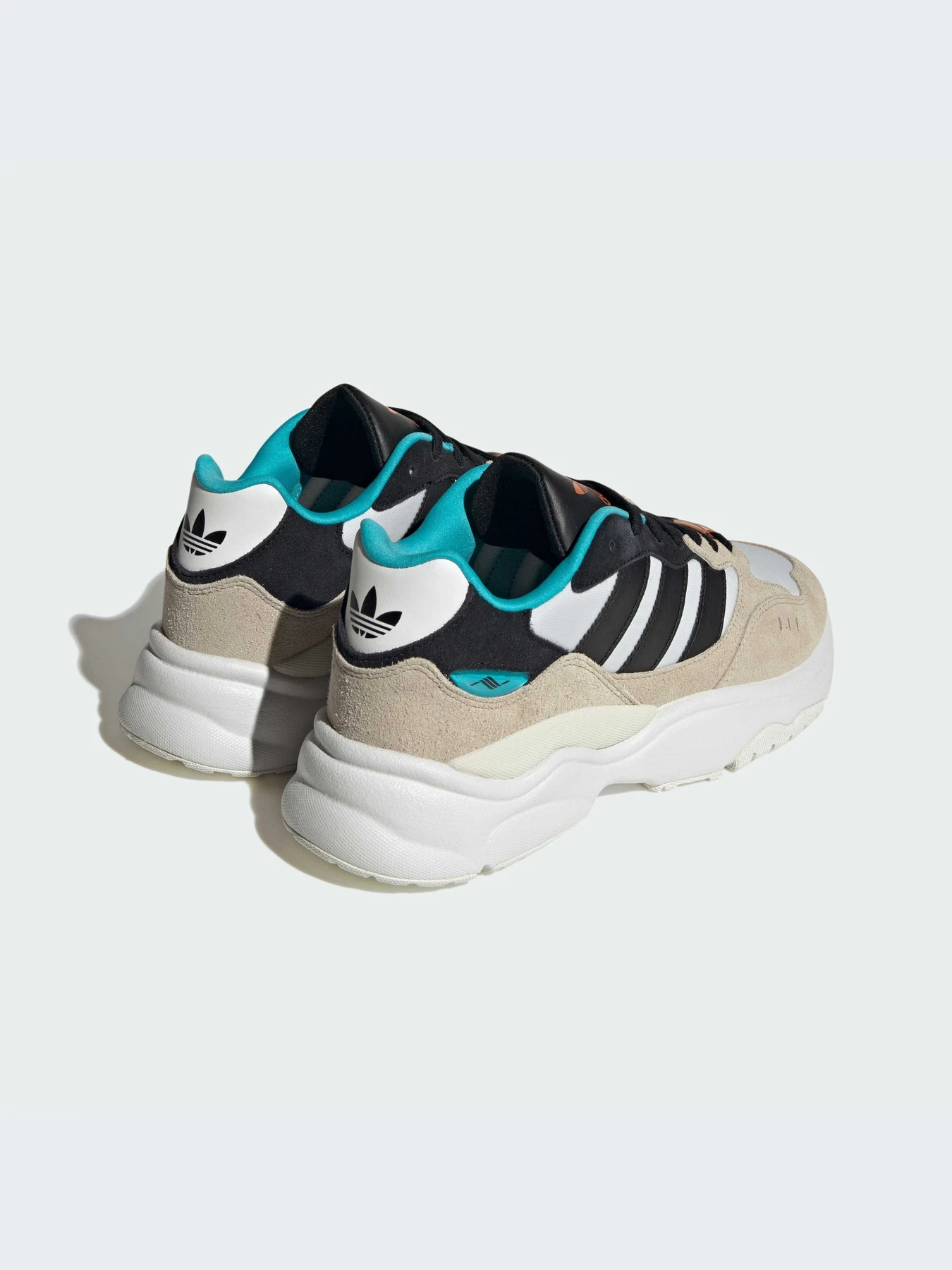 Кроссовки Adidas Retropy модель IG9987-KZ Кроссовки Adidas Retropy модель IG9987-KZ Фото