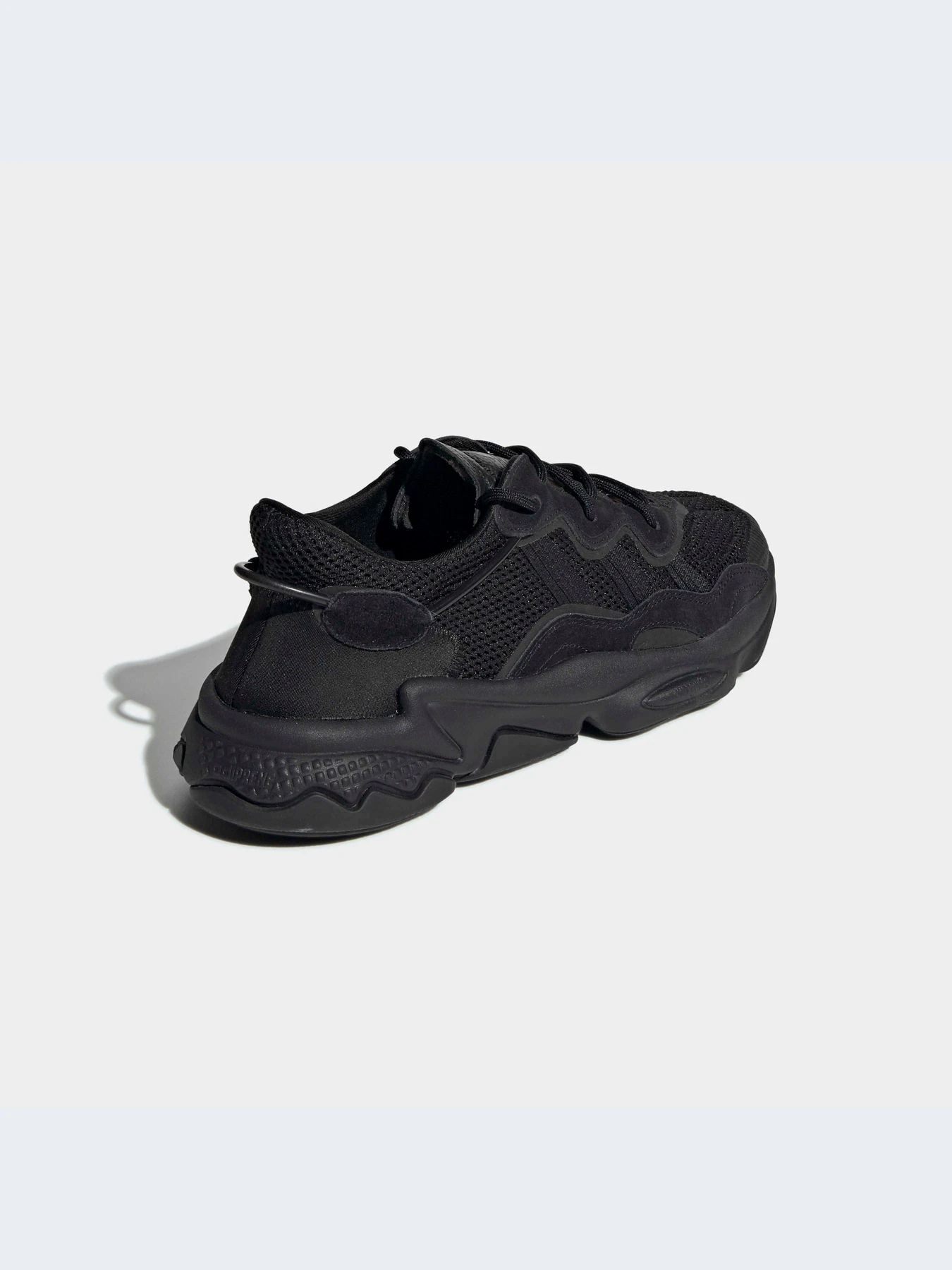 Кроссовки Adidas Ozweego модель EE6999-KZ Кроссовки Adidas Ozweego модель EE6999-KZ Фото