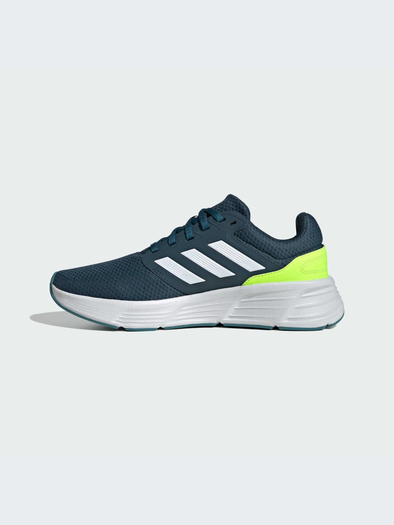 Кроссовки Adidas Galaxy модель IE1977-KZ Кроссовки Adidas Galaxy модель IE1977-KZ Фото