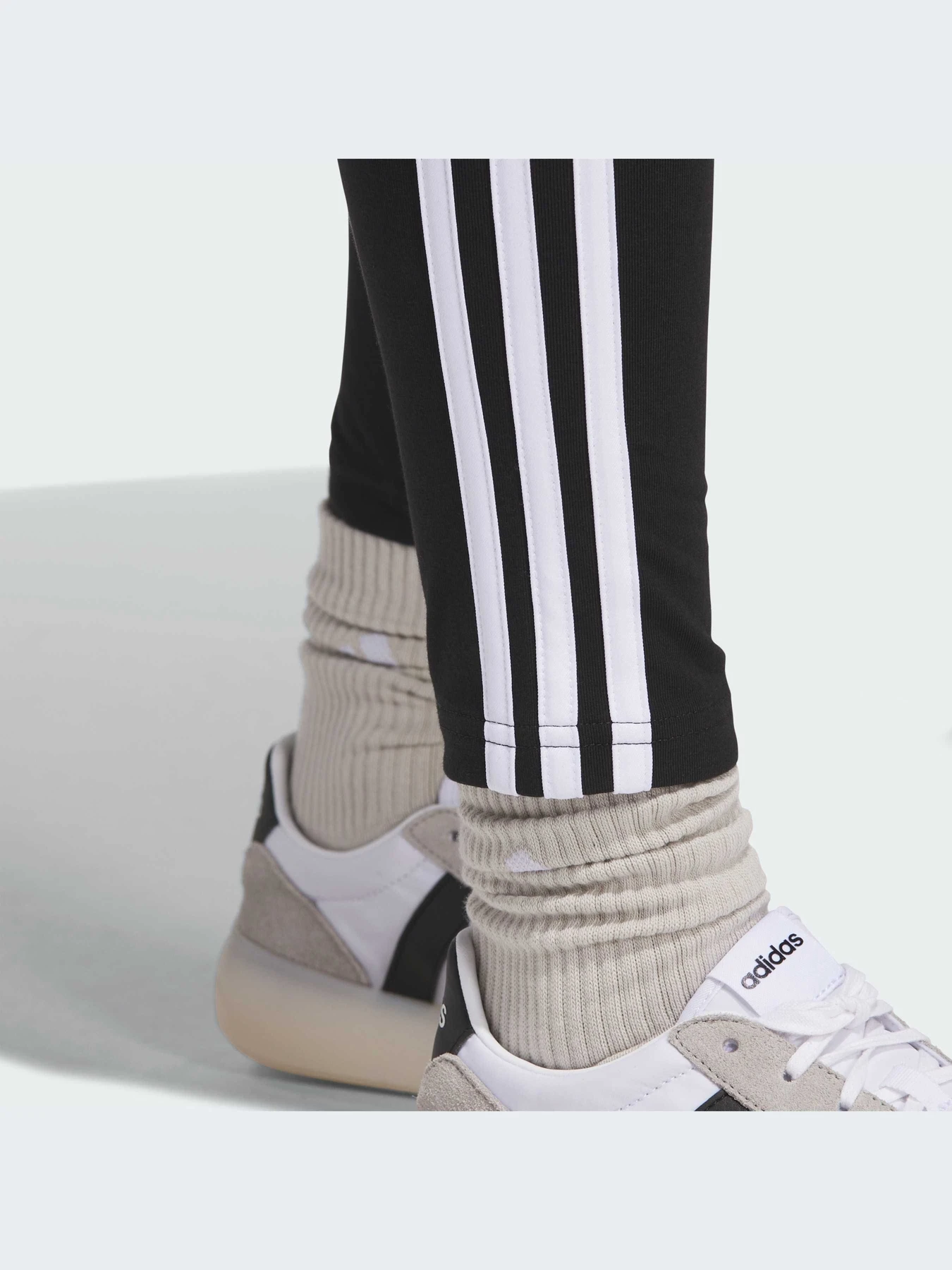 Брюки Adidas модель IC7151-KZ Брюки Adidas модель IC7151-KZ Фото