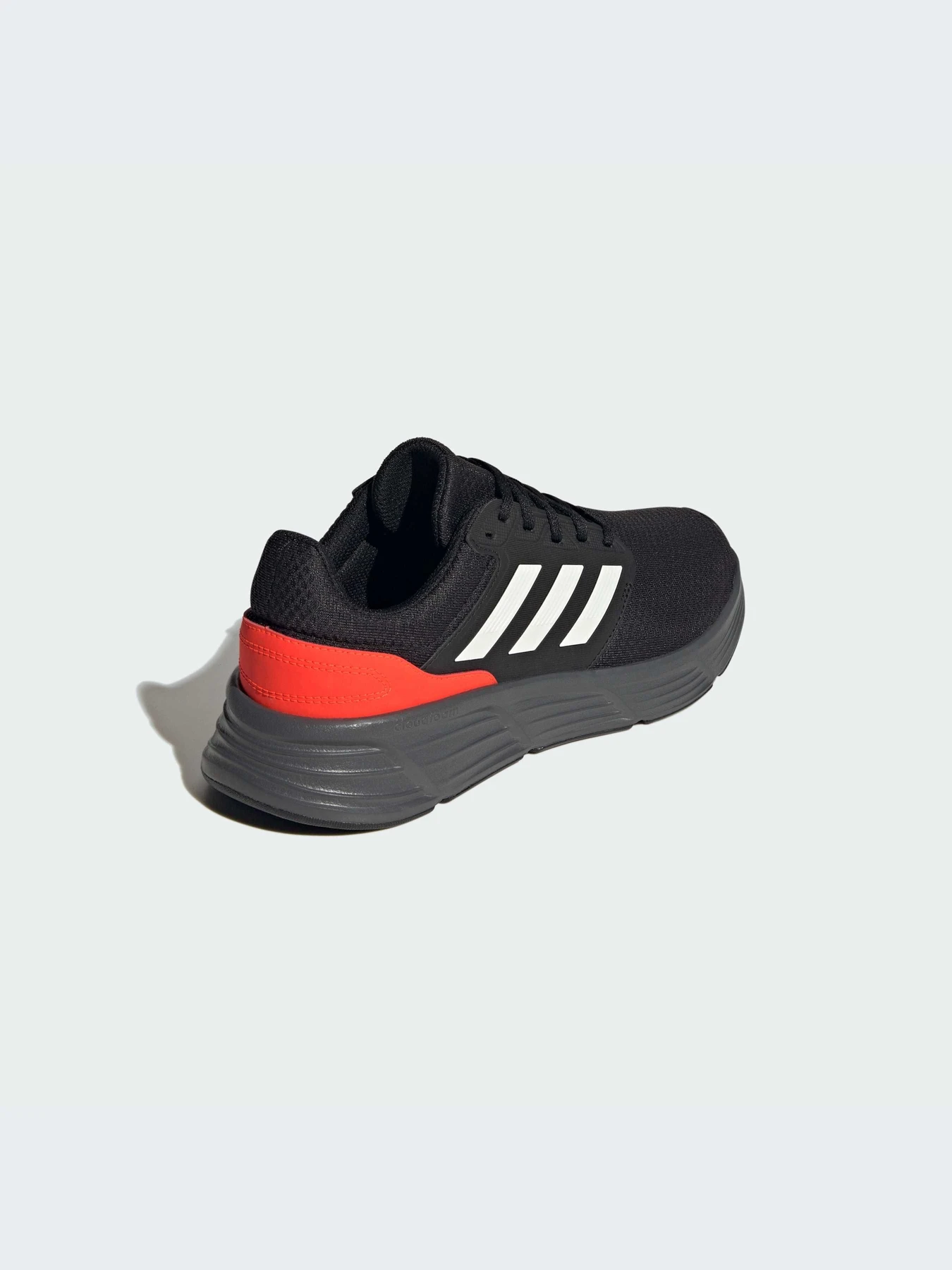 Кроссовки Adidas Galaxy модель IE1978-KZ Кроссовки Adidas Galaxy модель IE1978-KZ Фото