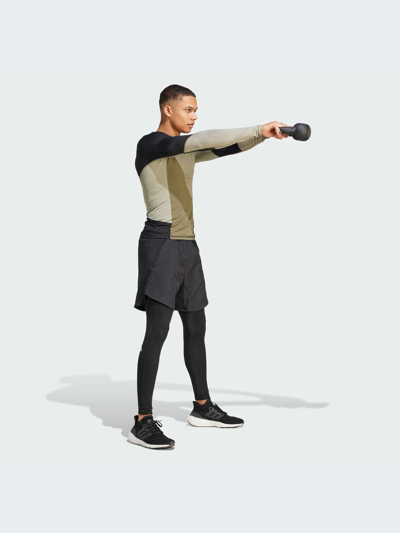 Худи и свитшоты Adidas Clima модель HY3813-KZ Худи и свитшоты Adidas Clima модель HY3813-KZ Фото