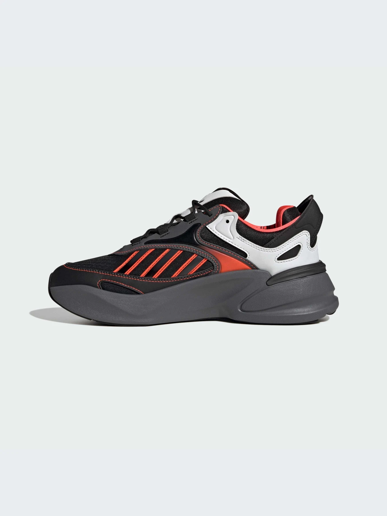 Кроссовки Adidas Ozweego модель IF2225-KZ Кроссовки Adidas Ozweego модель IF2225-KZ Фото