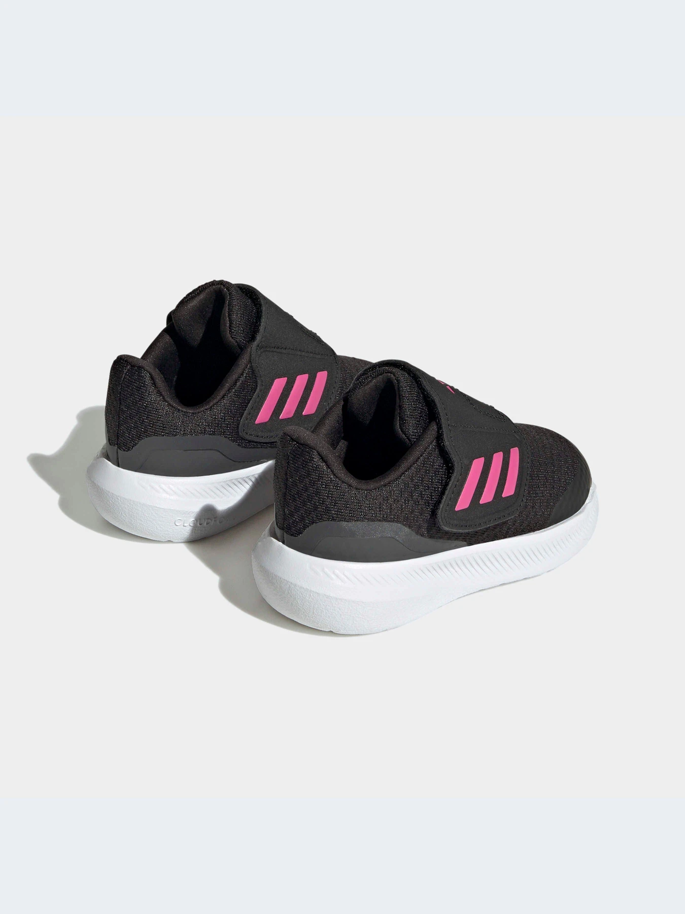 Кроссовки Adidas Runfalcon модель HP5862-KZ Кроссовки Adidas Runfalcon модель HP5862-KZ Фото