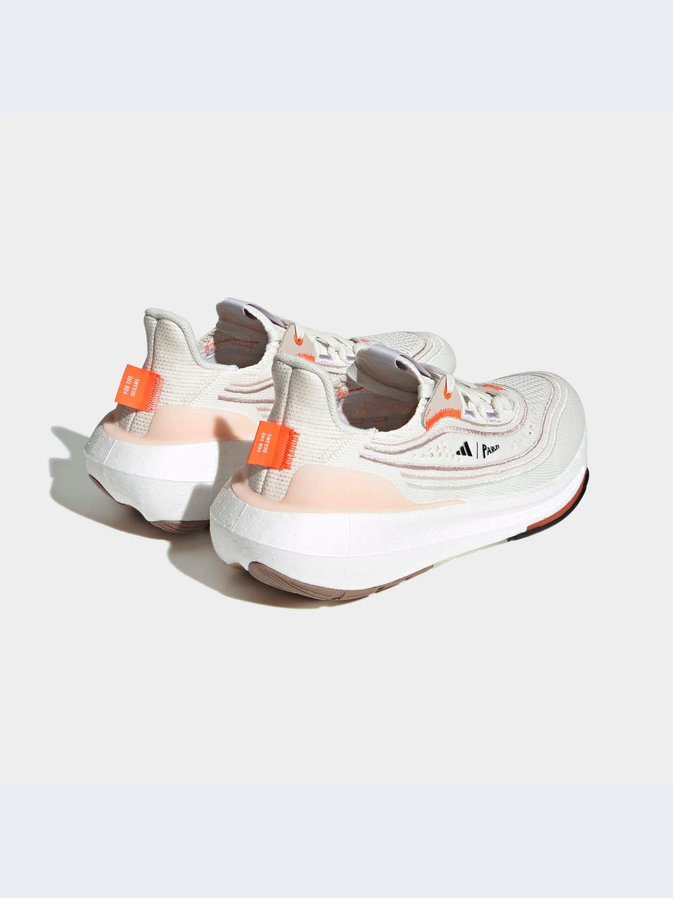 Кроссовки Adidas Ultraboost модель HQ1401-KZ Кроссовки Adidas Ultraboost модель HQ1401-KZ Фото
