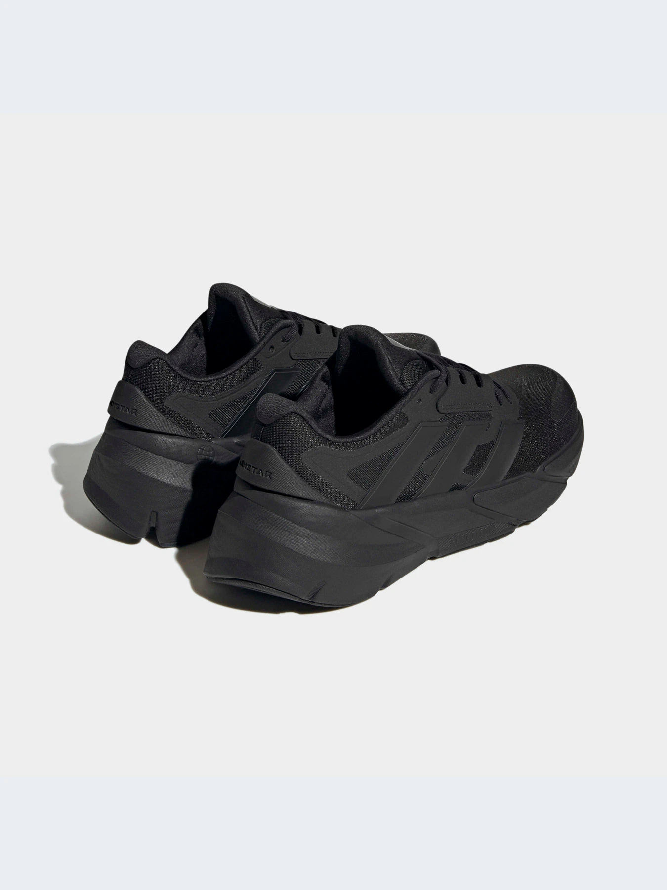 Кроссовки Adidas модель HP2336-KZ Кроссовки Adidas модель HP2336-KZ Фото