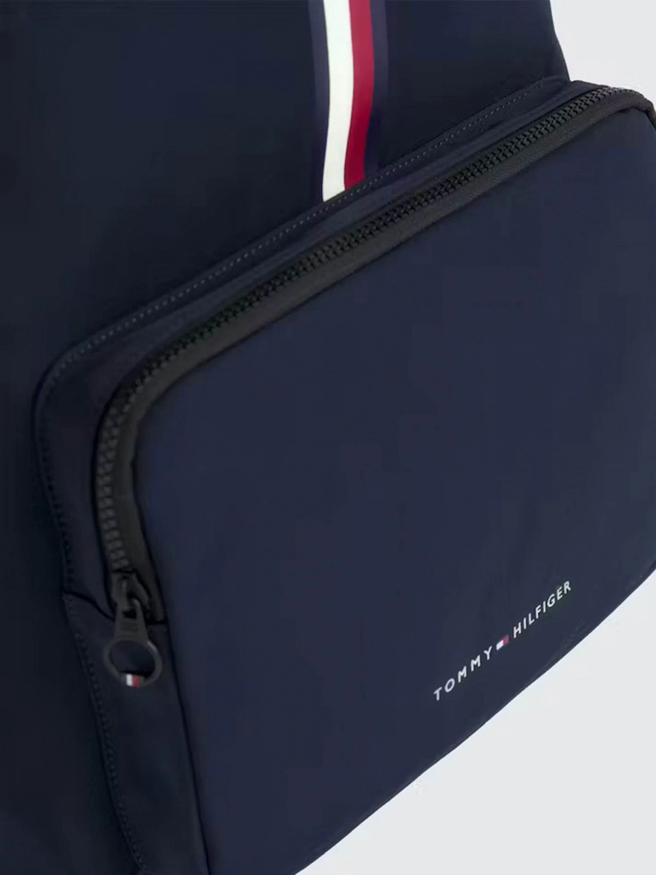 Рюкзаки Tommy Hilfiger модель AM0AM12088-DW6 Фото