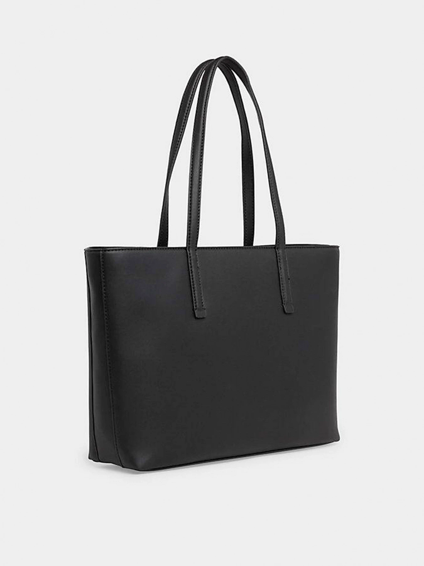 Сумки Calvin Klein модель K60K610736-BAX Сумки Calvin Klein модель K60K610736-BAX Фото