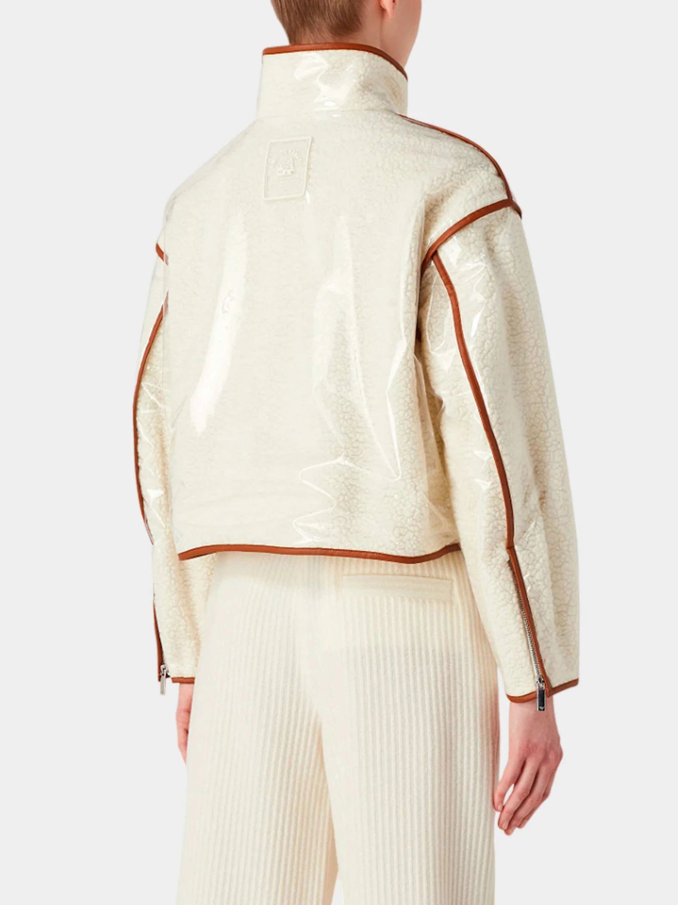 Куртки и дубленки Emporio Armani модель 6R2B98-2NV9Z-0138 Куртки и дубленки Emporio Armani модель 6R2B98-2NV9Z-0138 Фото