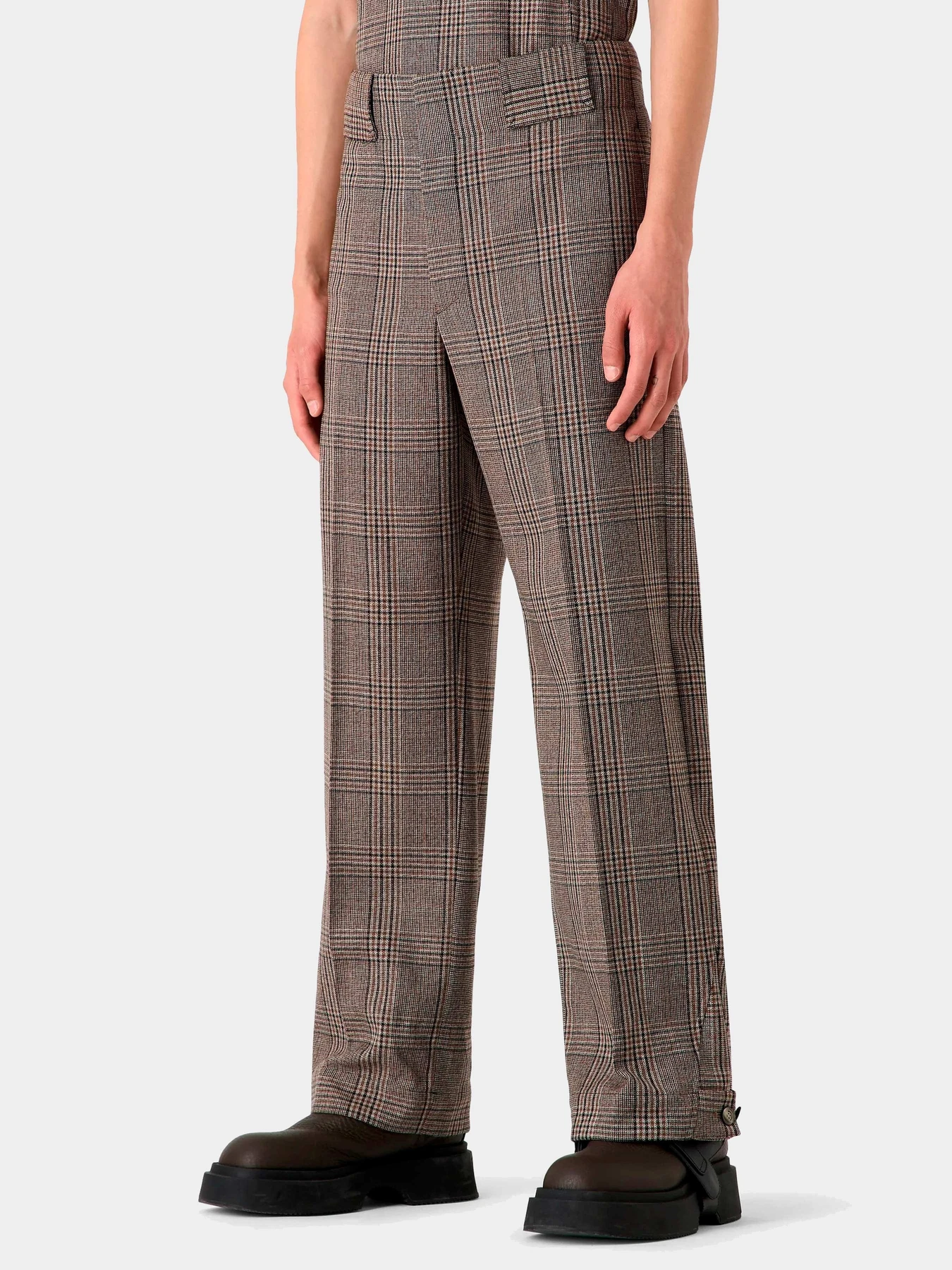 Брюки Emporio Armani модель H41P34-E1203-445 Брюки Emporio Armani модель H41P34-E1203-445 Фото