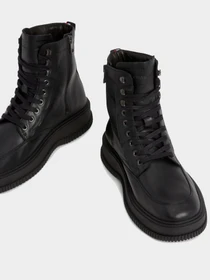 Ботинки и сапоги Tommy Hilfiger модель FM0FM04658-BDS Фото