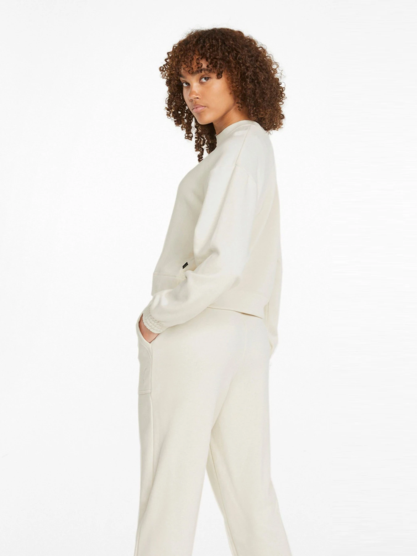 Костюмы PUMA модель 84745899 Костюмы PUMA модель 84745899 Фото